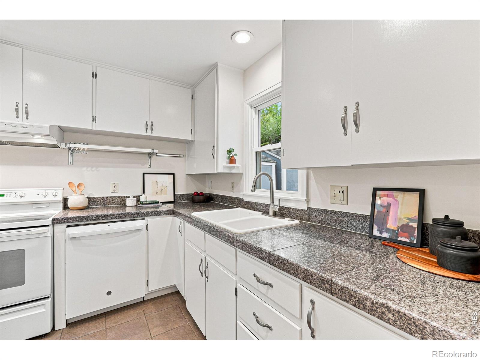 MLS Image #13 for 1574  north street,boulder, Colorado