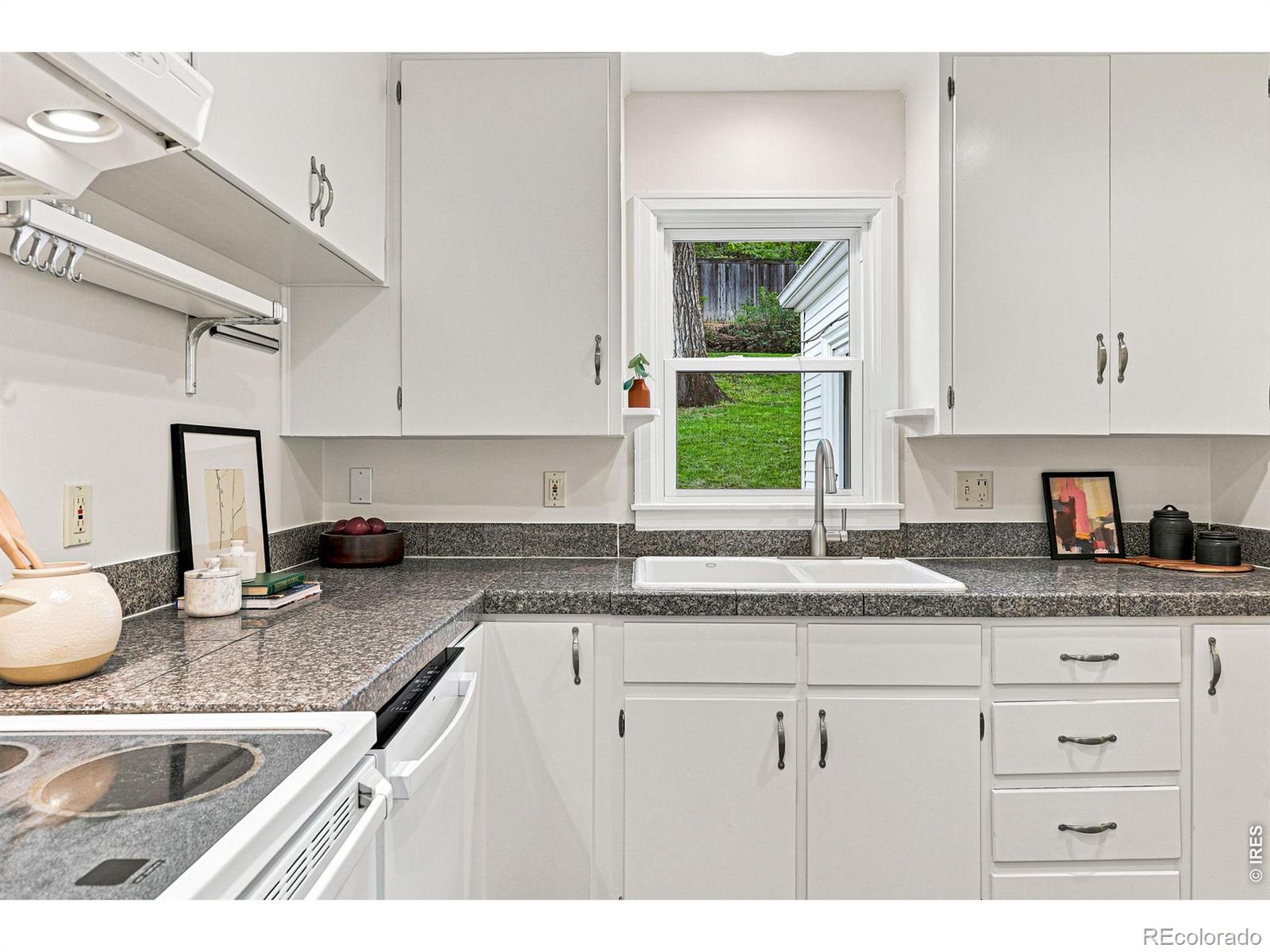 MLS Image #15 for 1574  north street,boulder, Colorado