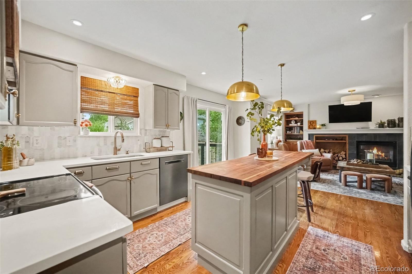 MLS Image #2 for 5925 w long drive,littleton, Colorado