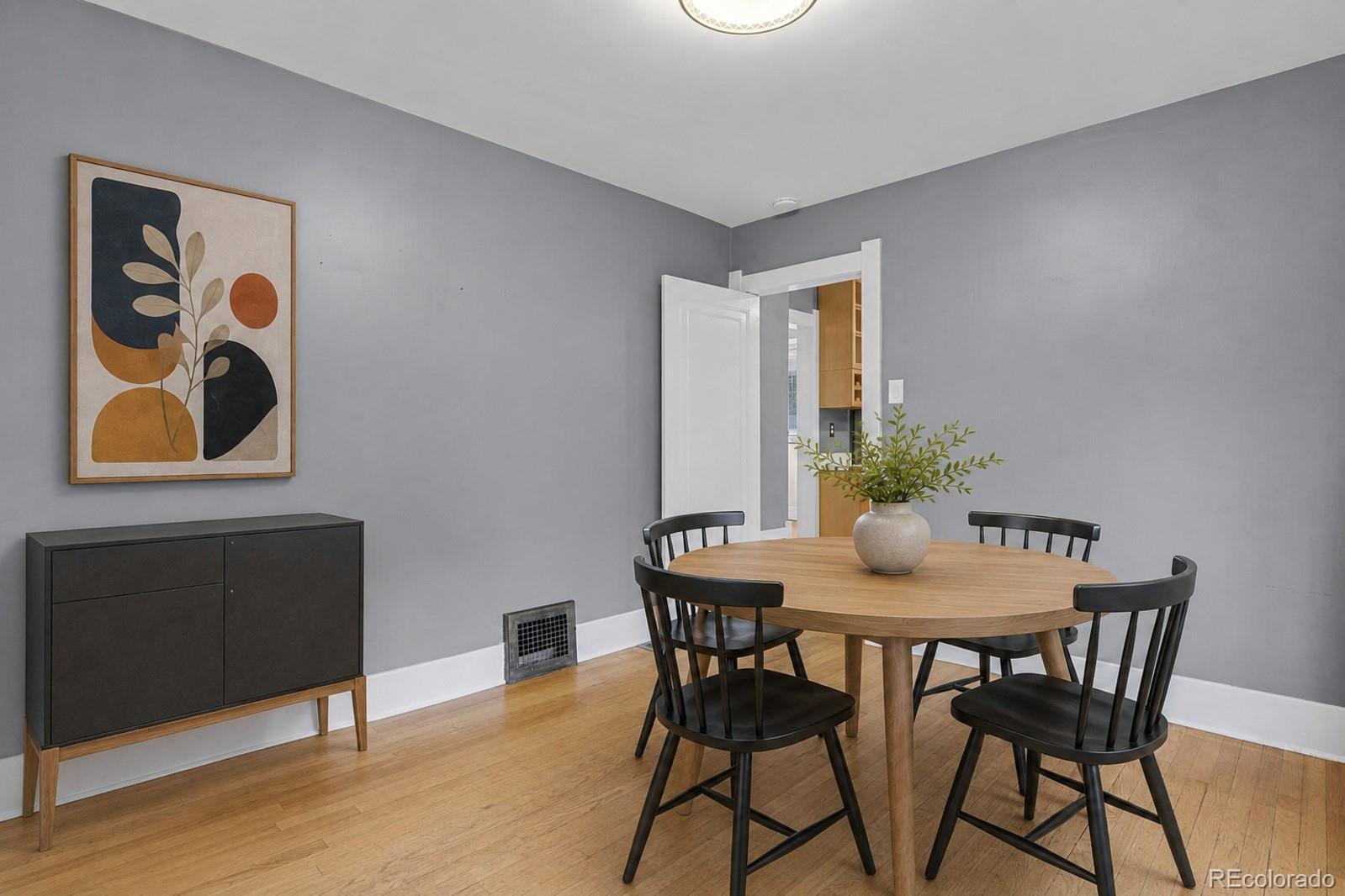 MLS Image #7 for 324 s downing street,denver, Colorado