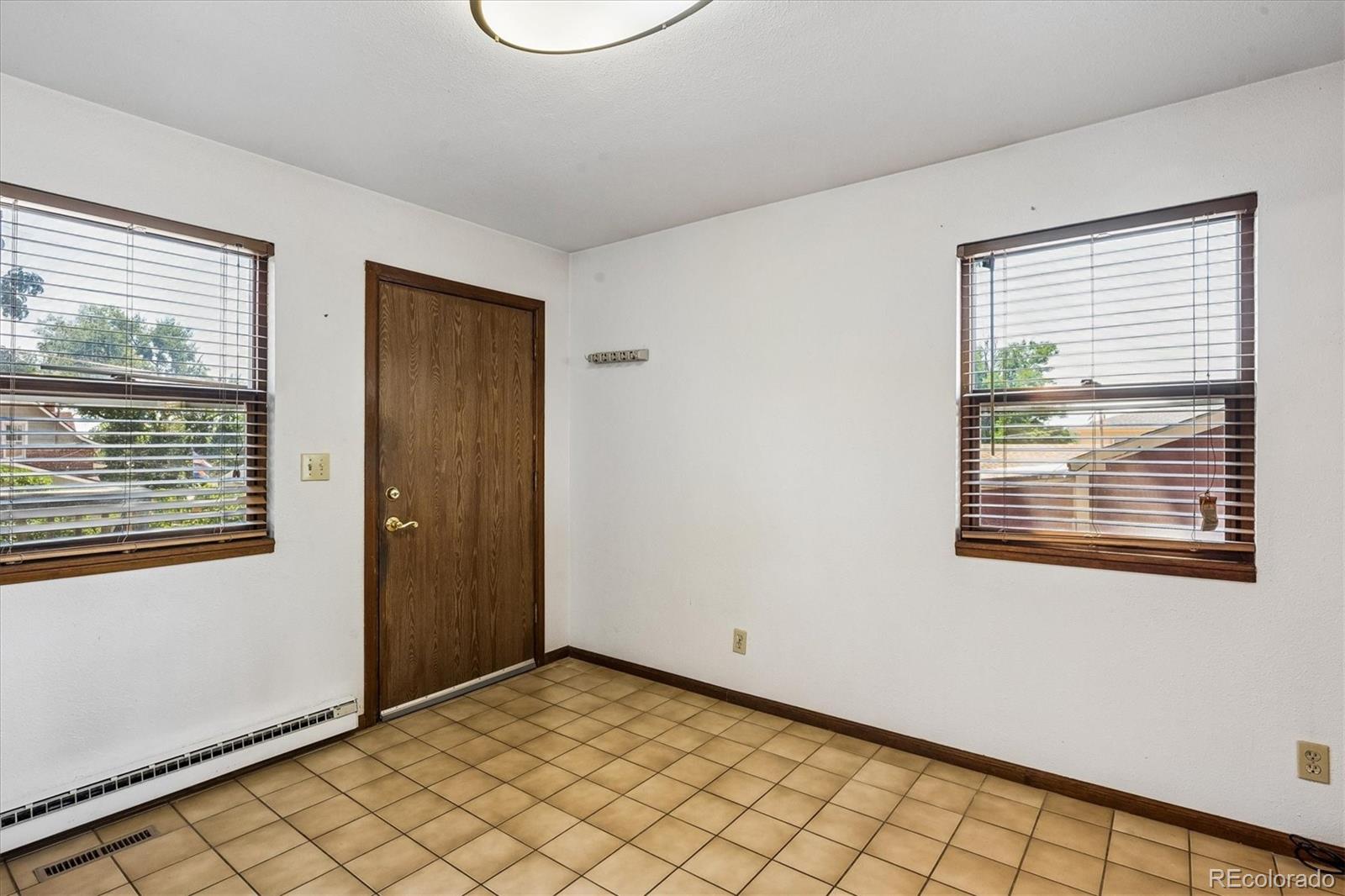 MLS Image #14 for 240  stuart street,denver, Colorado