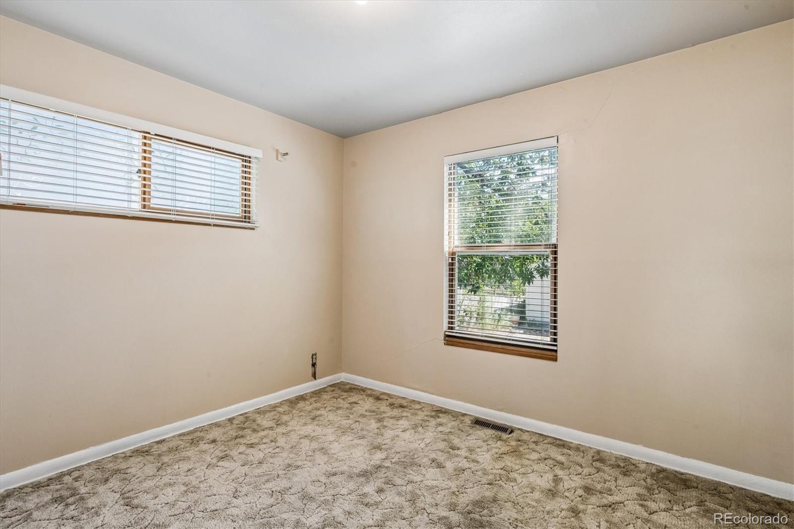 MLS Image #18 for 240  stuart street,denver, Colorado