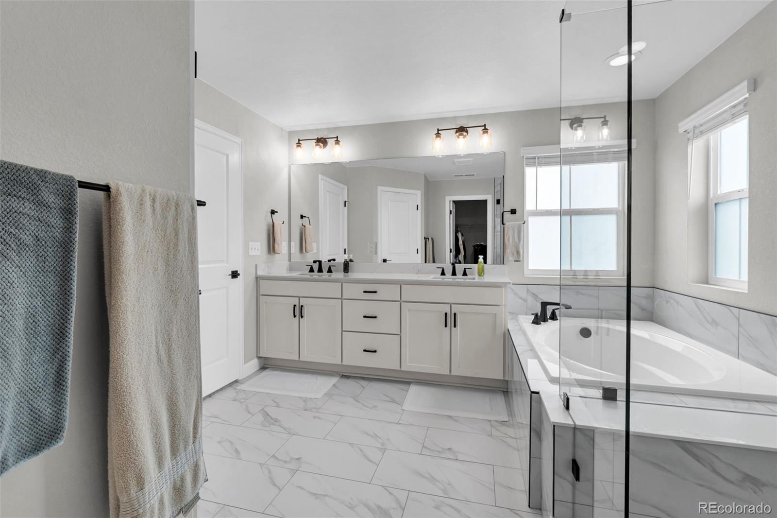 MLS Image #19 for 5534  riverbend avenue,longmont, Colorado
