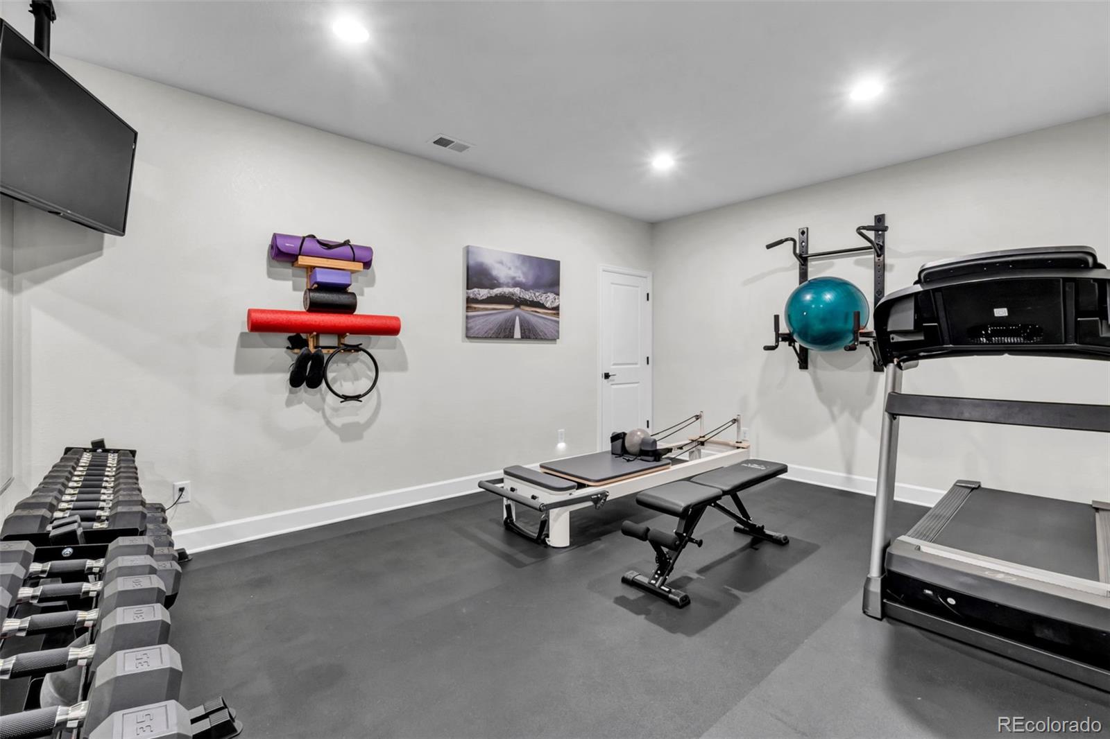 MLS Image #34 for 5534  riverbend avenue,longmont, Colorado