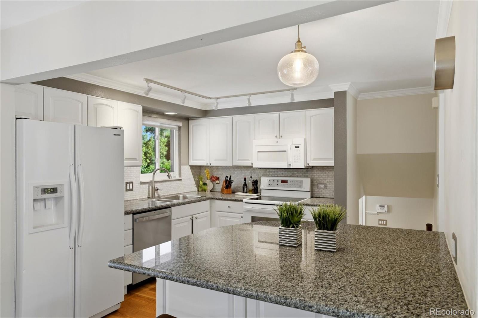 MLS Image #7 for 9387 w iowa circle,lakewood, Colorado
