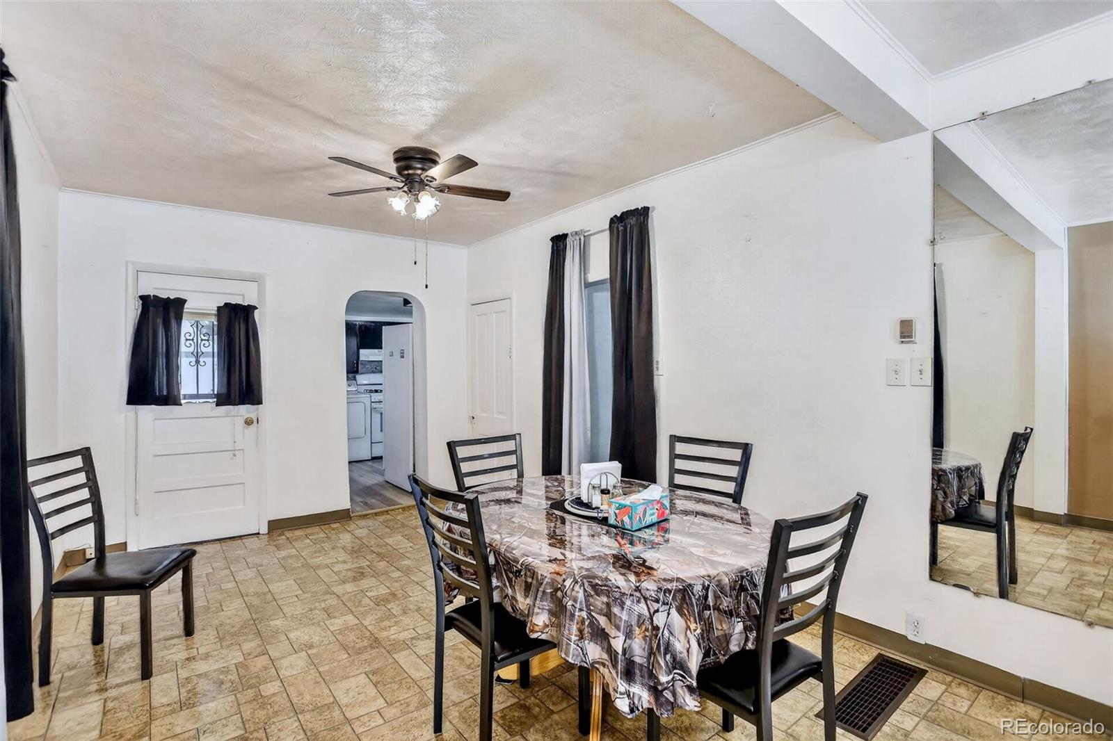 MLS Image #10 for 916 w 9th avenue,denver, Colorado