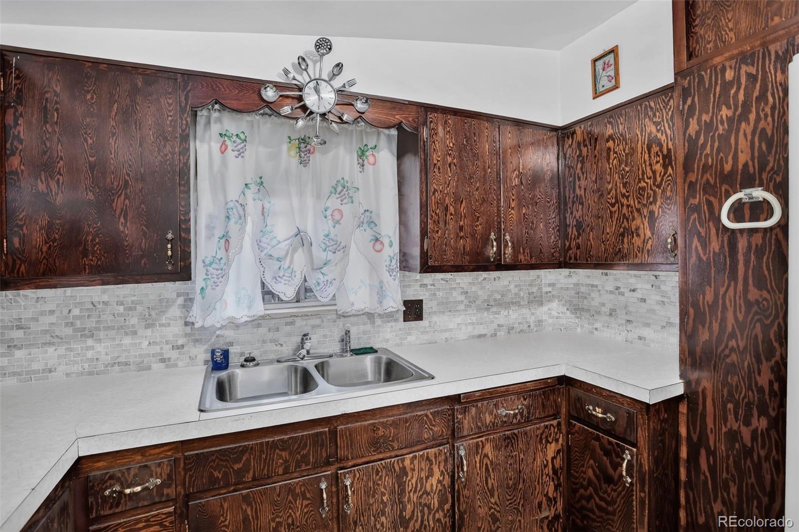 MLS Image #13 for 916 w 9th avenue,denver, Colorado