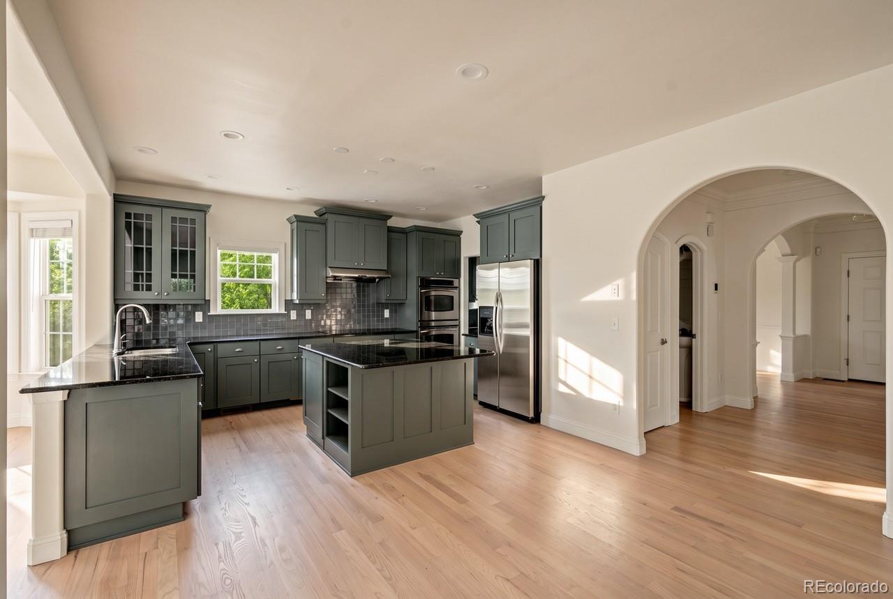 MLS Image #5 for 8968 e 25th drive,denver, Colorado