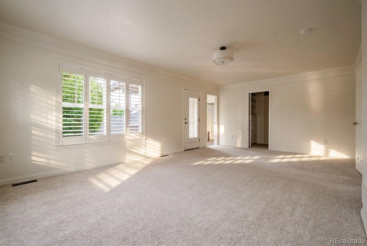 MLS Image #9 for 8968 e 25th drive,denver, Colorado