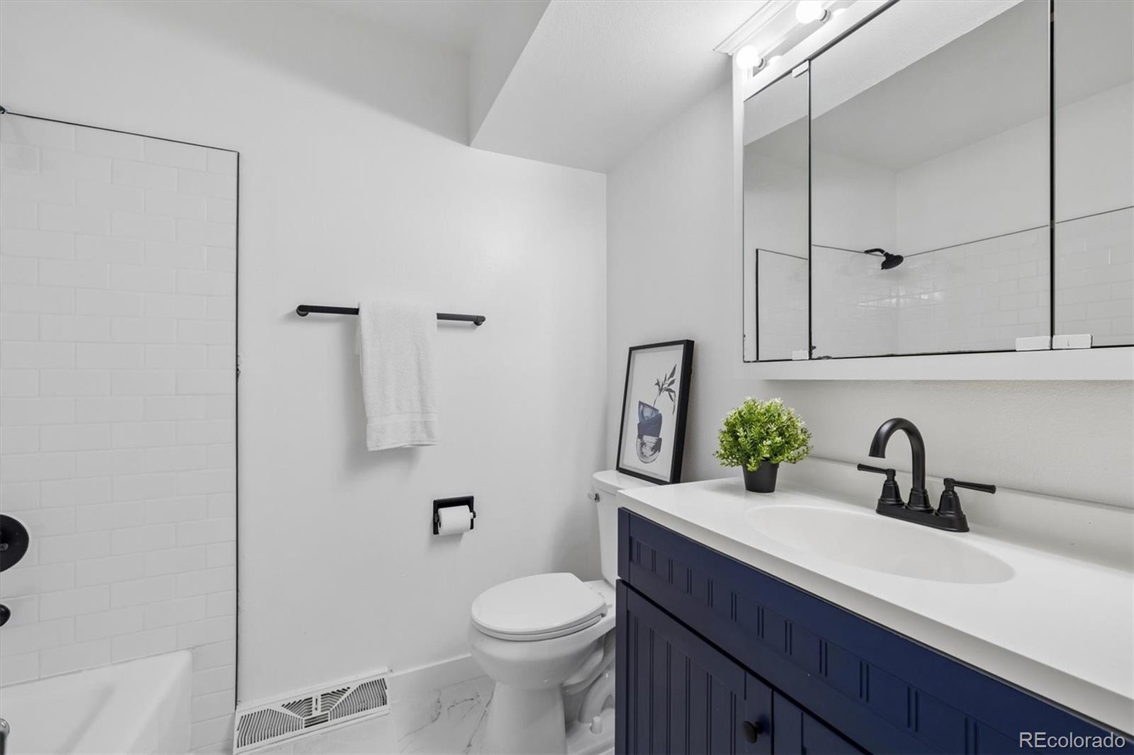 MLS Image #20 for 8084 e oberlin place,denver, Colorado