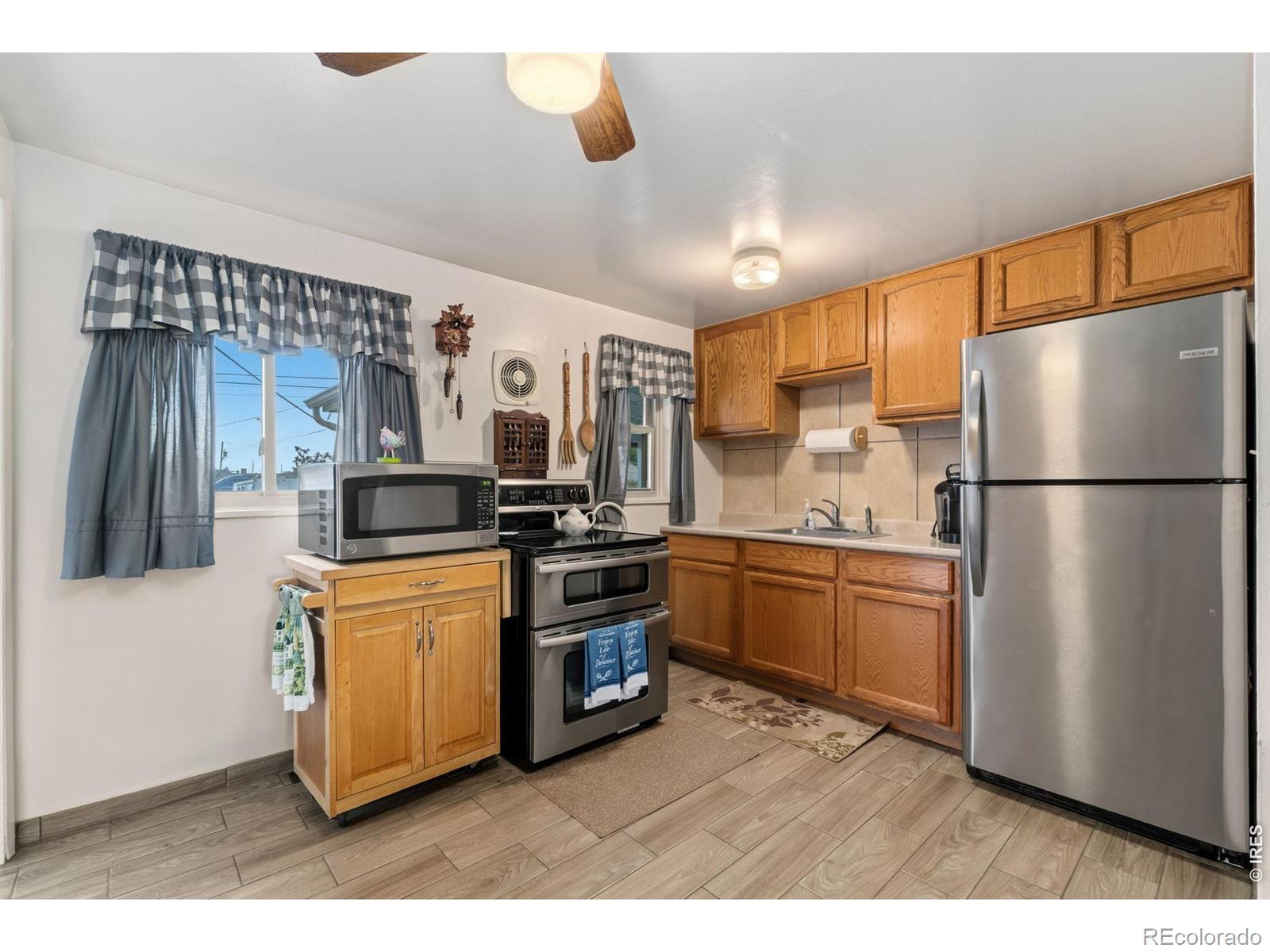 MLS Image #6 for 7310  cherry street,commerce city, Colorado