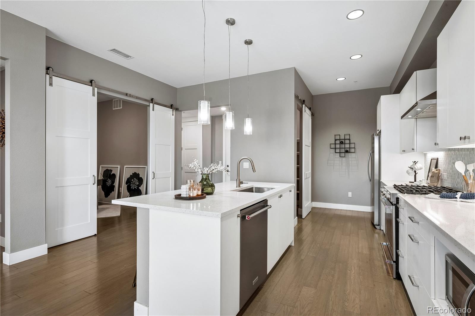 MLS Image #15 for 4885 s monaco street 206,denver, Colorado