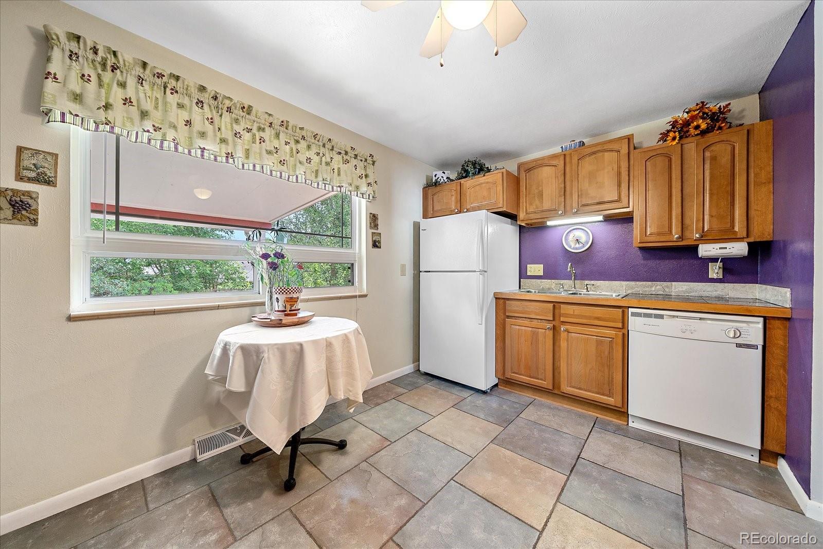 MLS Image #7 for 655 s oakland street,aurora, Colorado