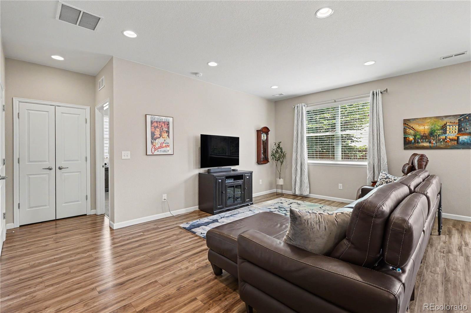 MLS Image #10 for 7936  shoshone street,denver, Colorado
