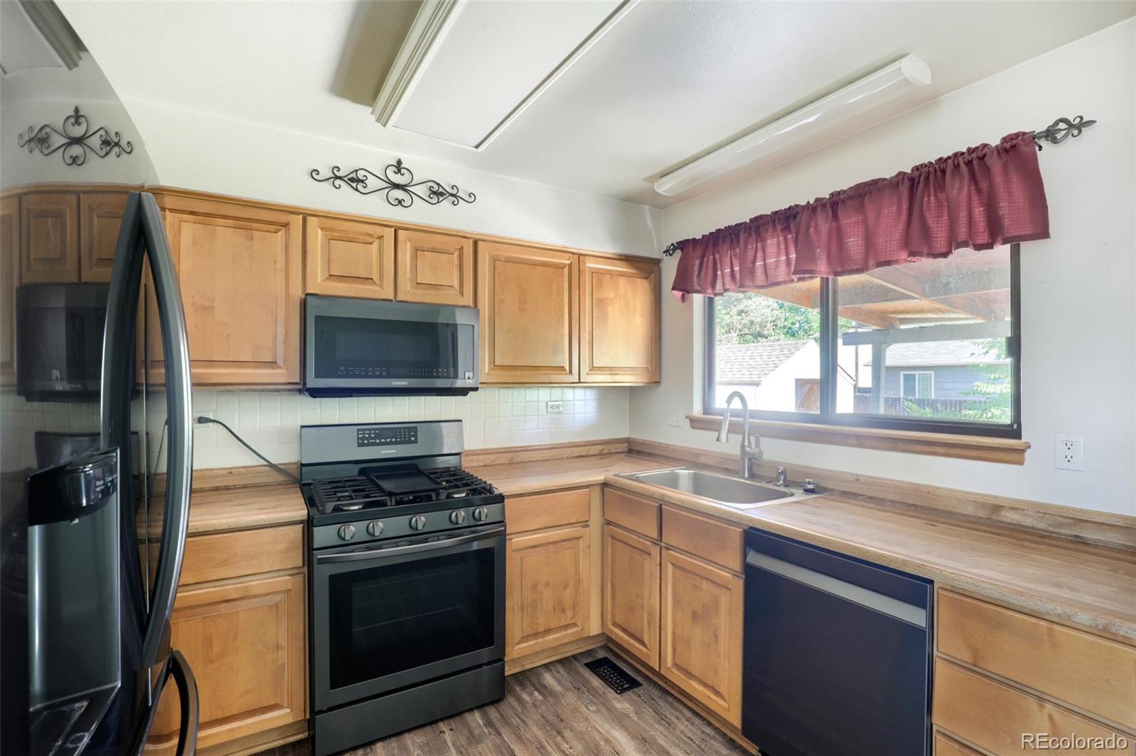 MLS Image #6 for 15769 e princeton place,aurora, Colorado