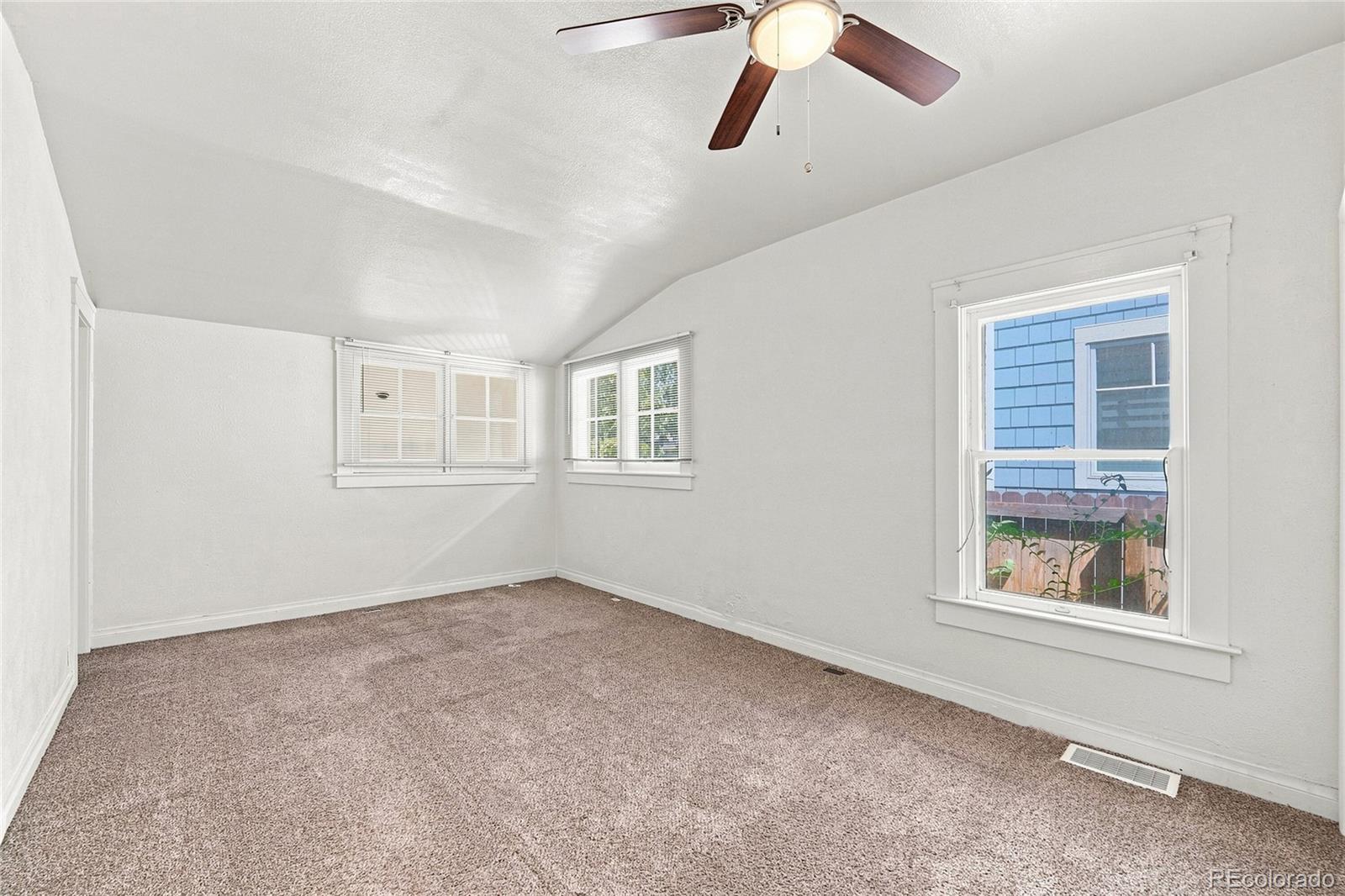 MLS Image #15 for 973 s high street,denver, Colorado