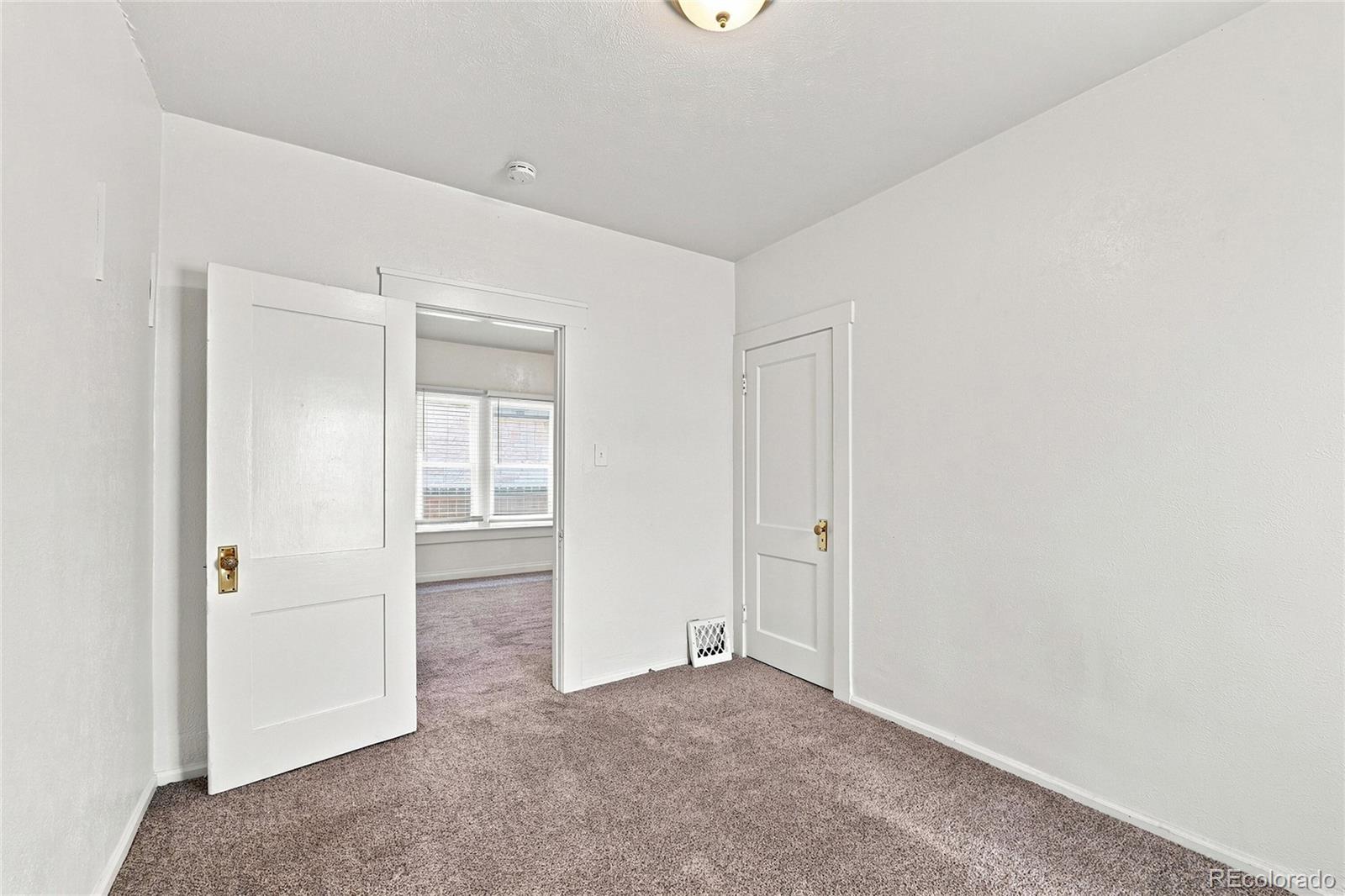 MLS Image #18 for 973 s high street,denver, Colorado