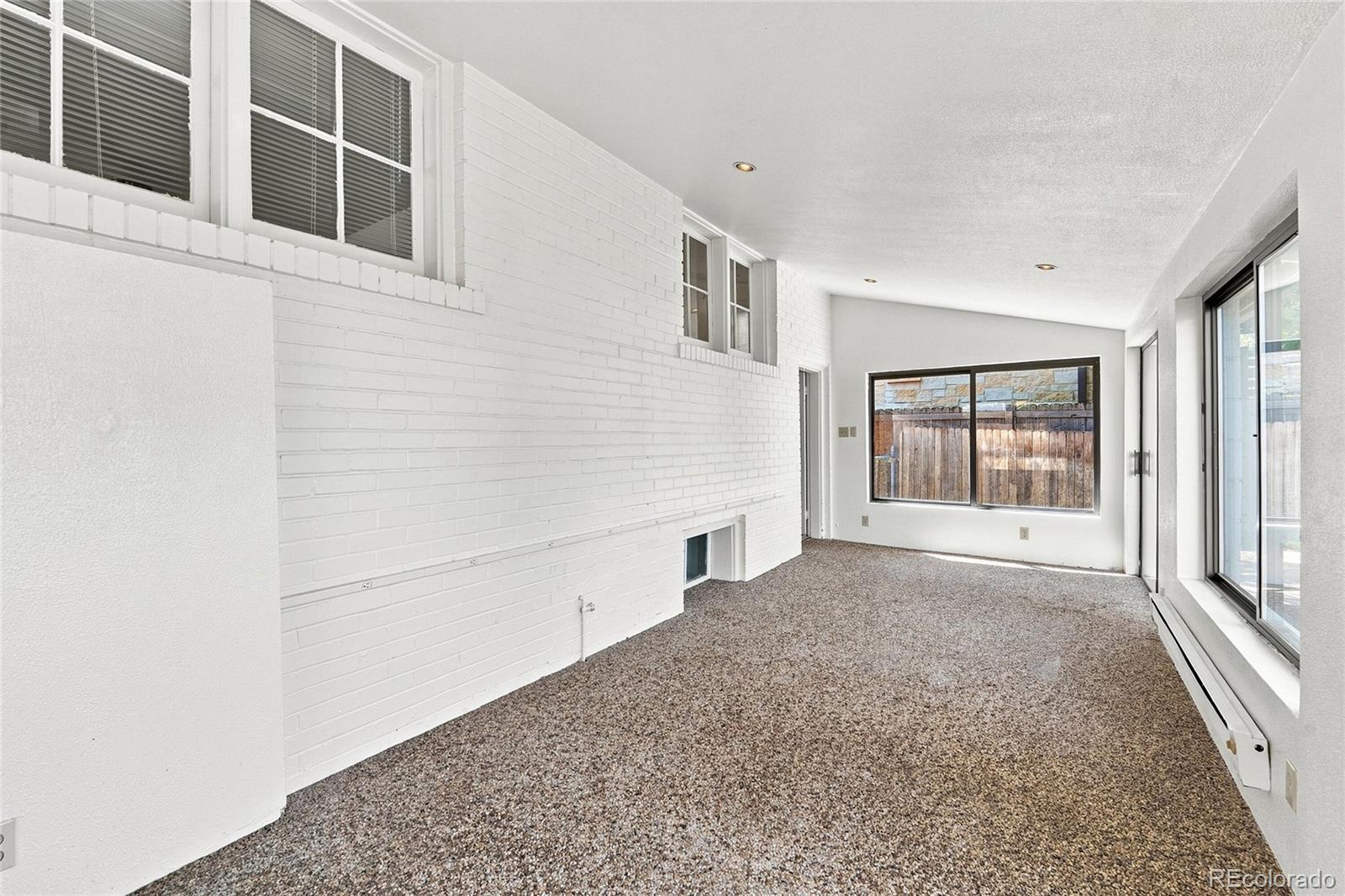 MLS Image #29 for 973 s high street,denver, Colorado