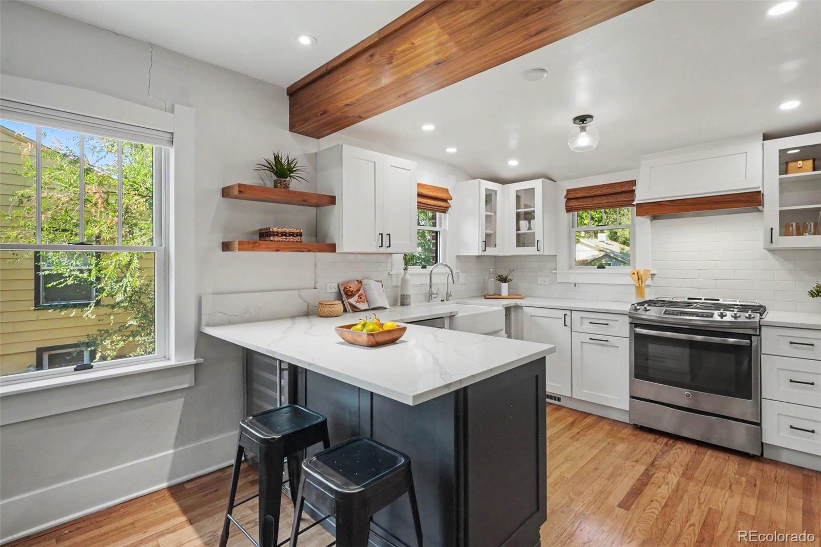 MLS Image #7 for 2275 s ogden street,denver, Colorado