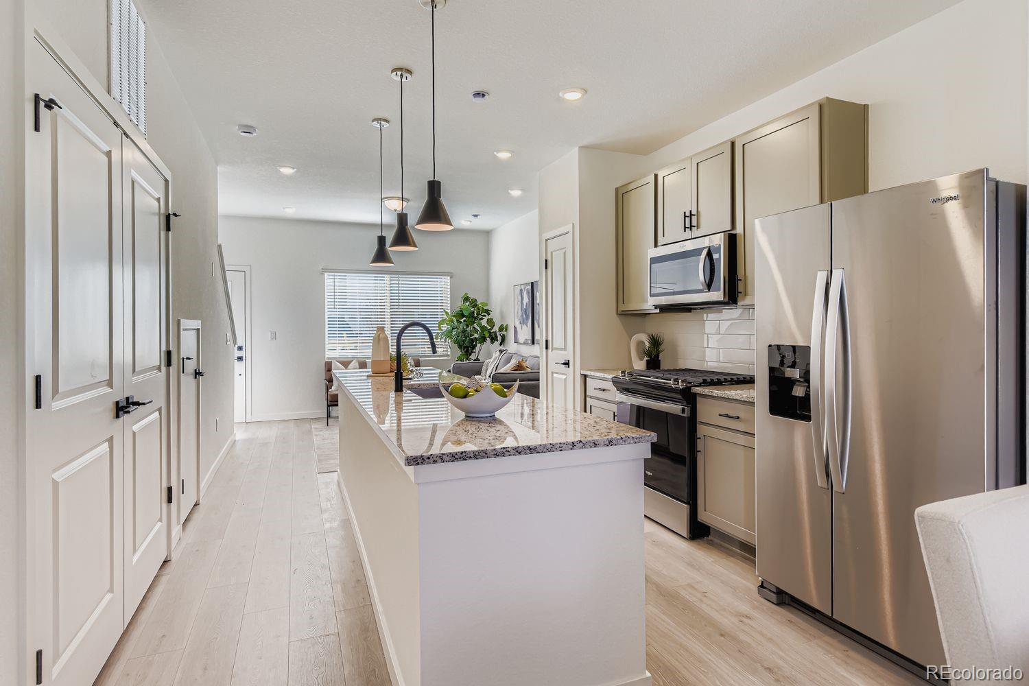 MLS Image #10 for 15313 w 69th avenue,arvada, Colorado
