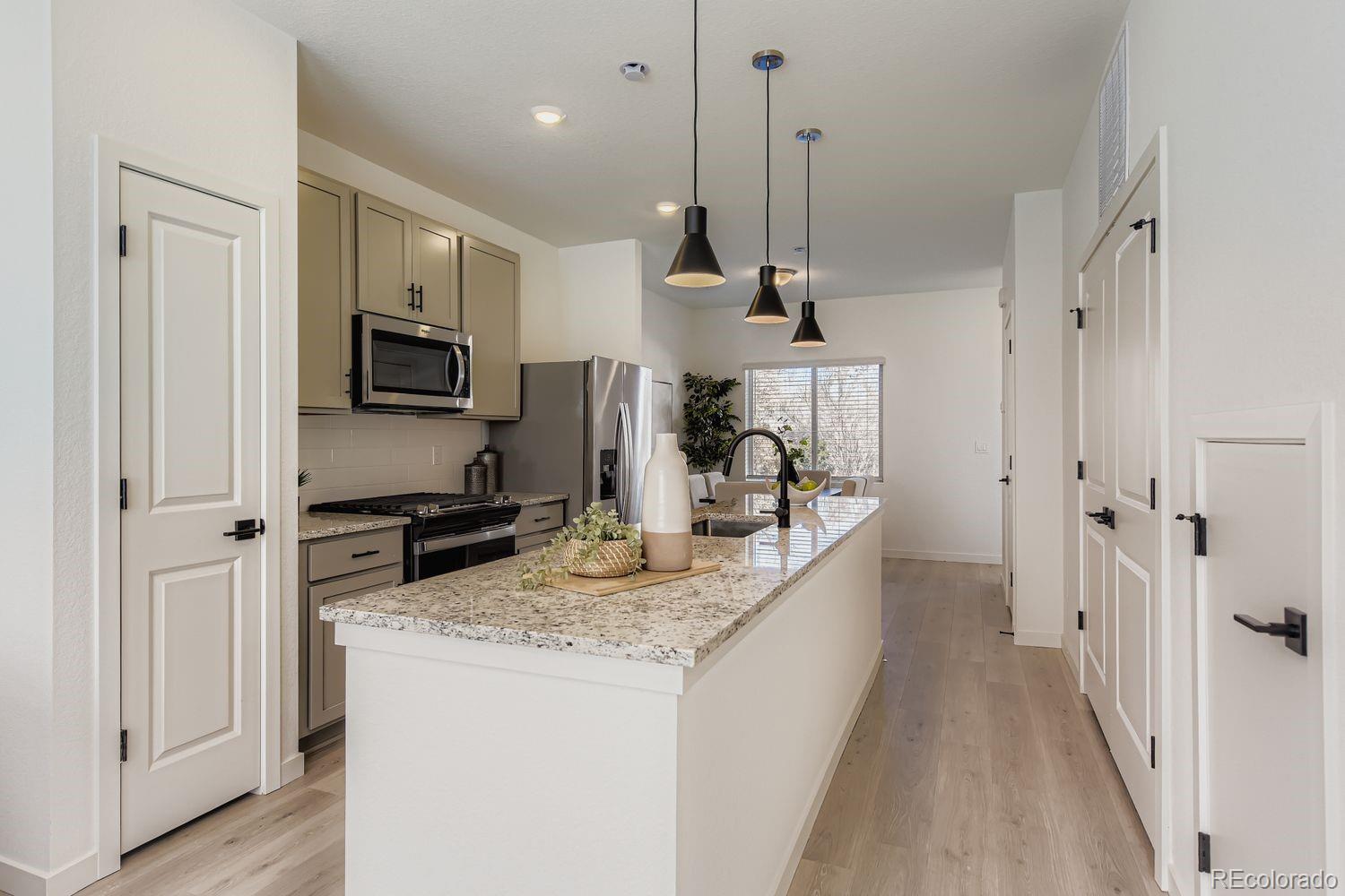 MLS Image #12 for 15313 w 69th avenue,arvada, Colorado