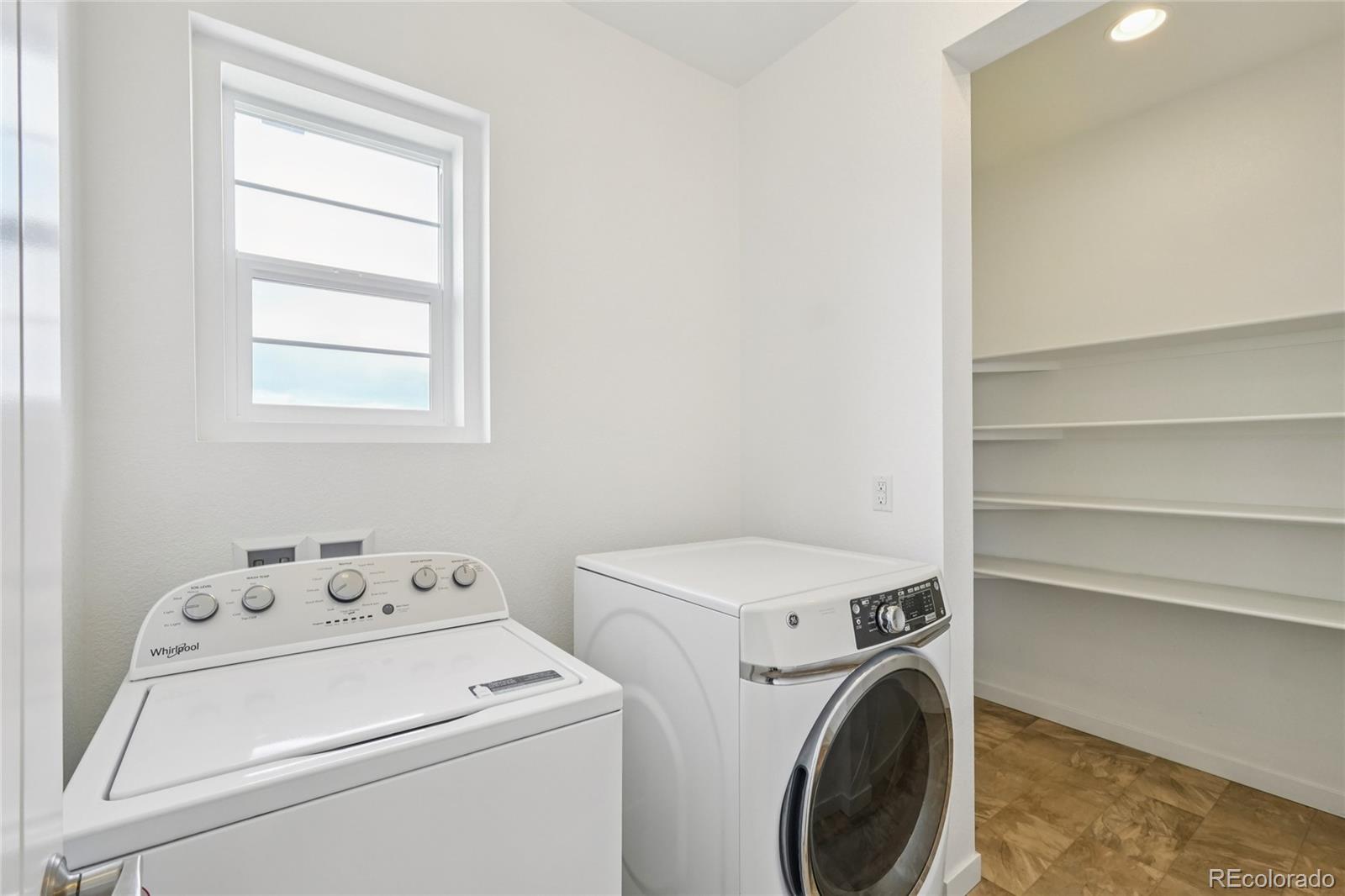 MLS Image #14 for 198  starlight circle,erie, Colorado