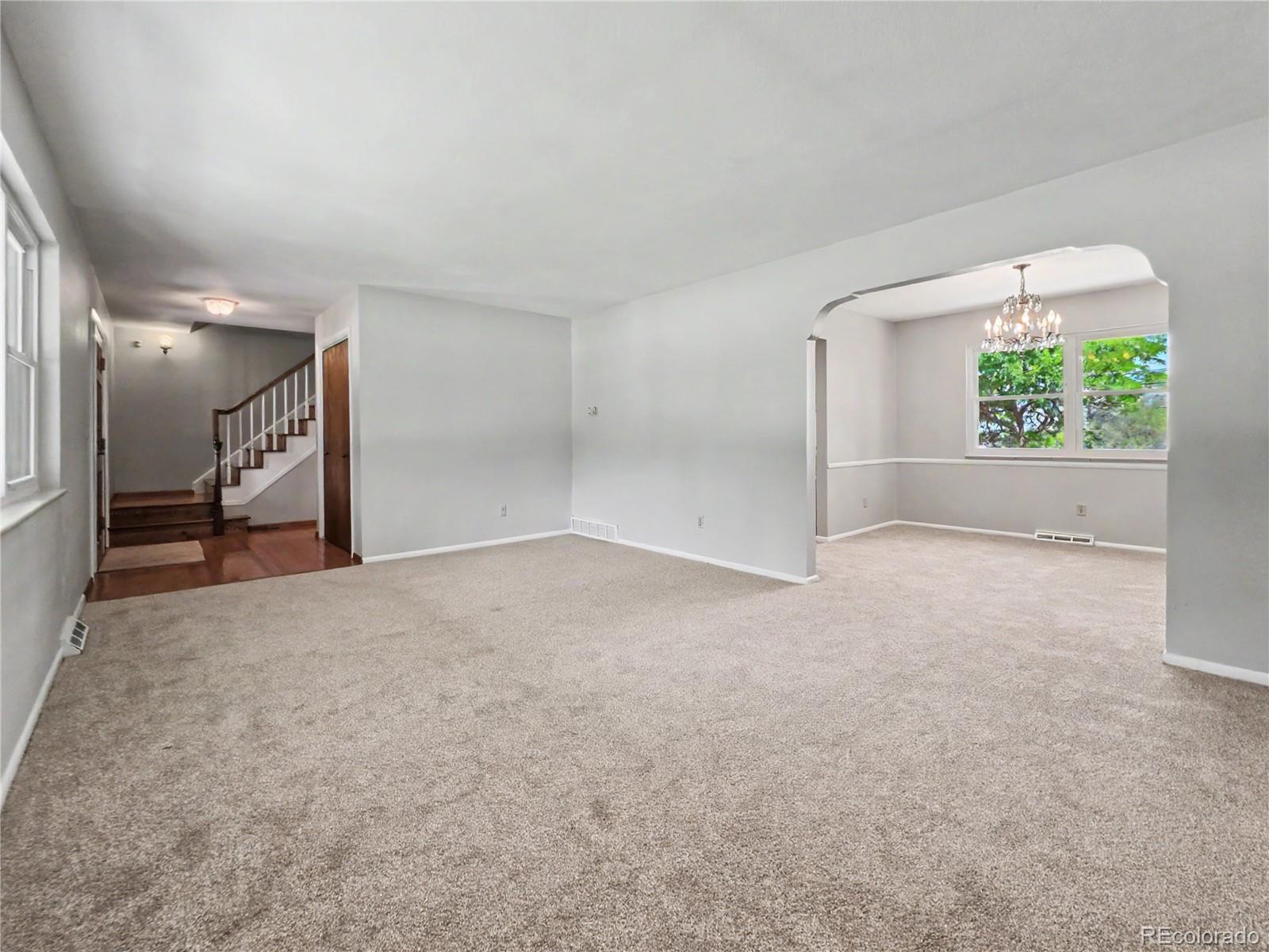 MLS Image #13 for 4132 s vrain street,denver, Colorado