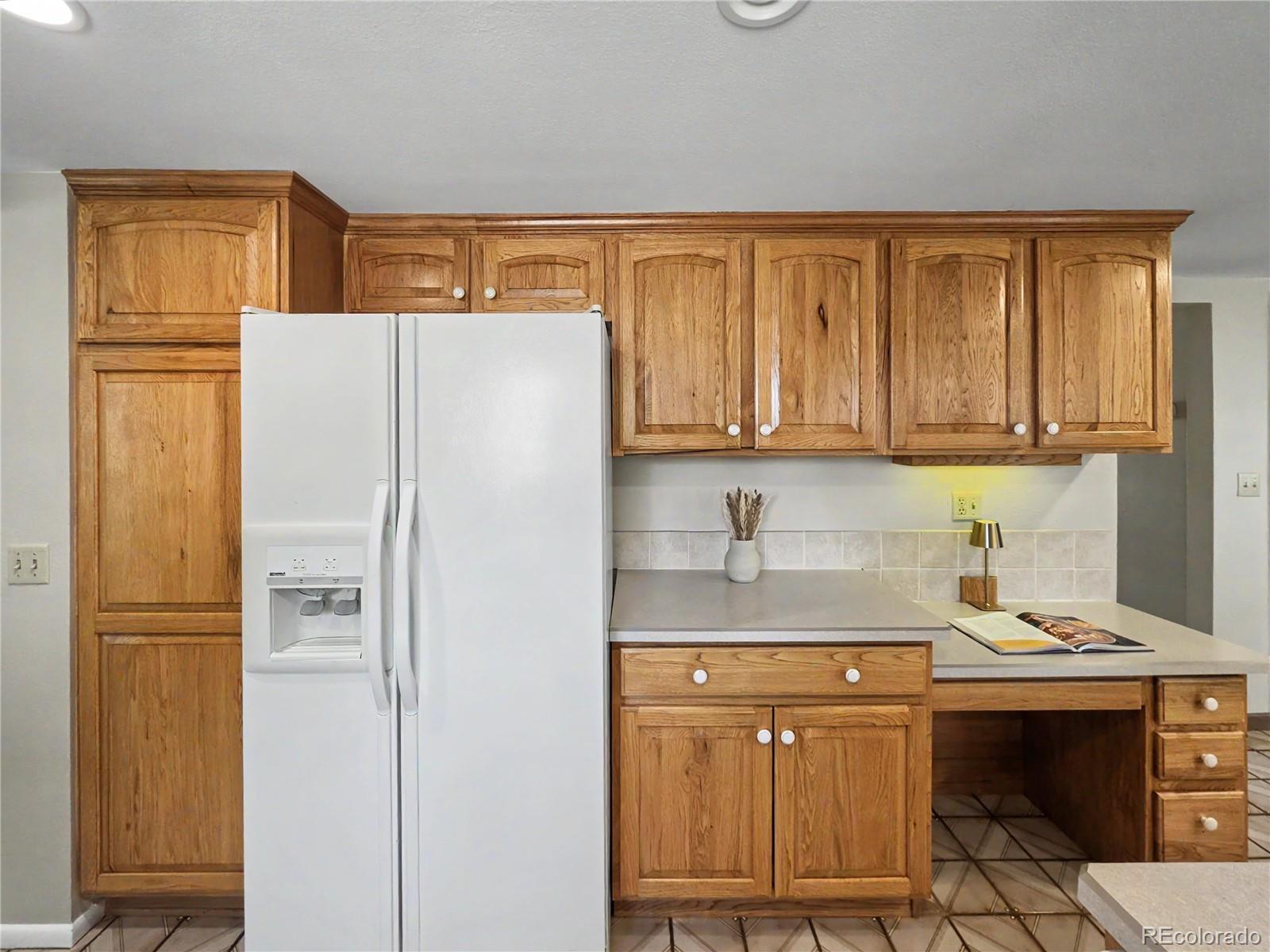 MLS Image #16 for 4132 s vrain street,denver, Colorado