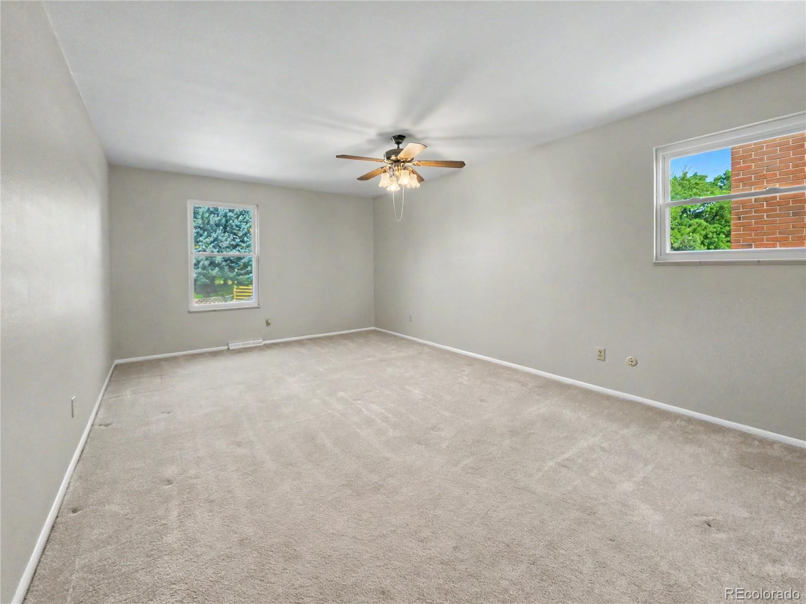 MLS Image #24 for 4132 s vrain street,denver, Colorado