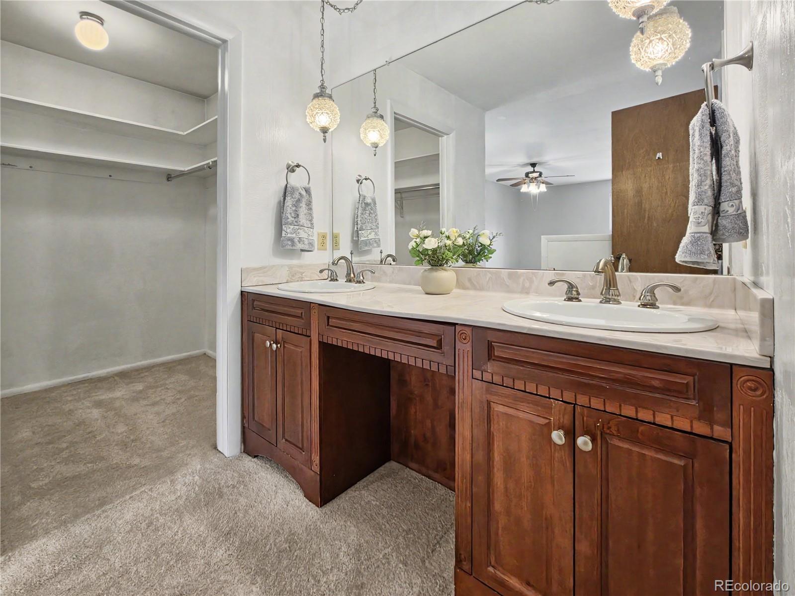 MLS Image #26 for 4132 s vrain street,denver, Colorado