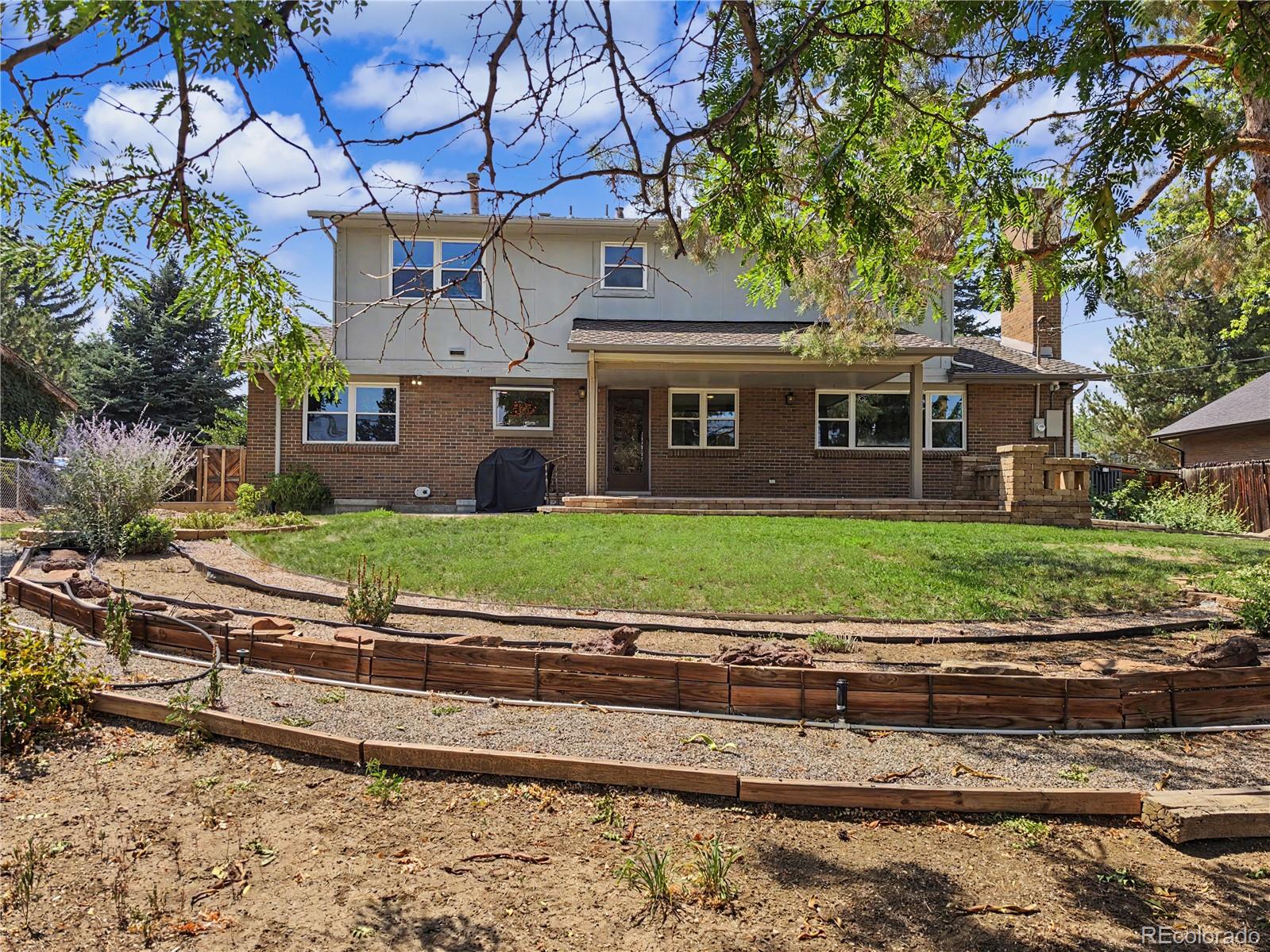 MLS Image #42 for 4132 s vrain street,denver, Colorado