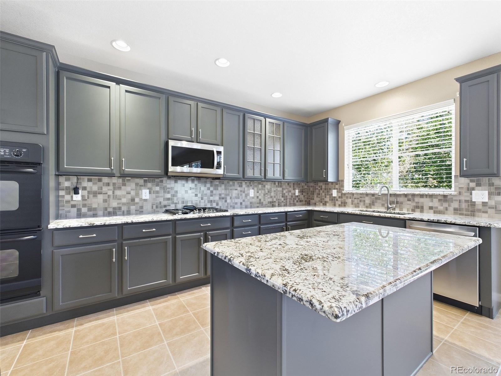 MLS Image #12 for 246 n coolidge way,aurora, Colorado