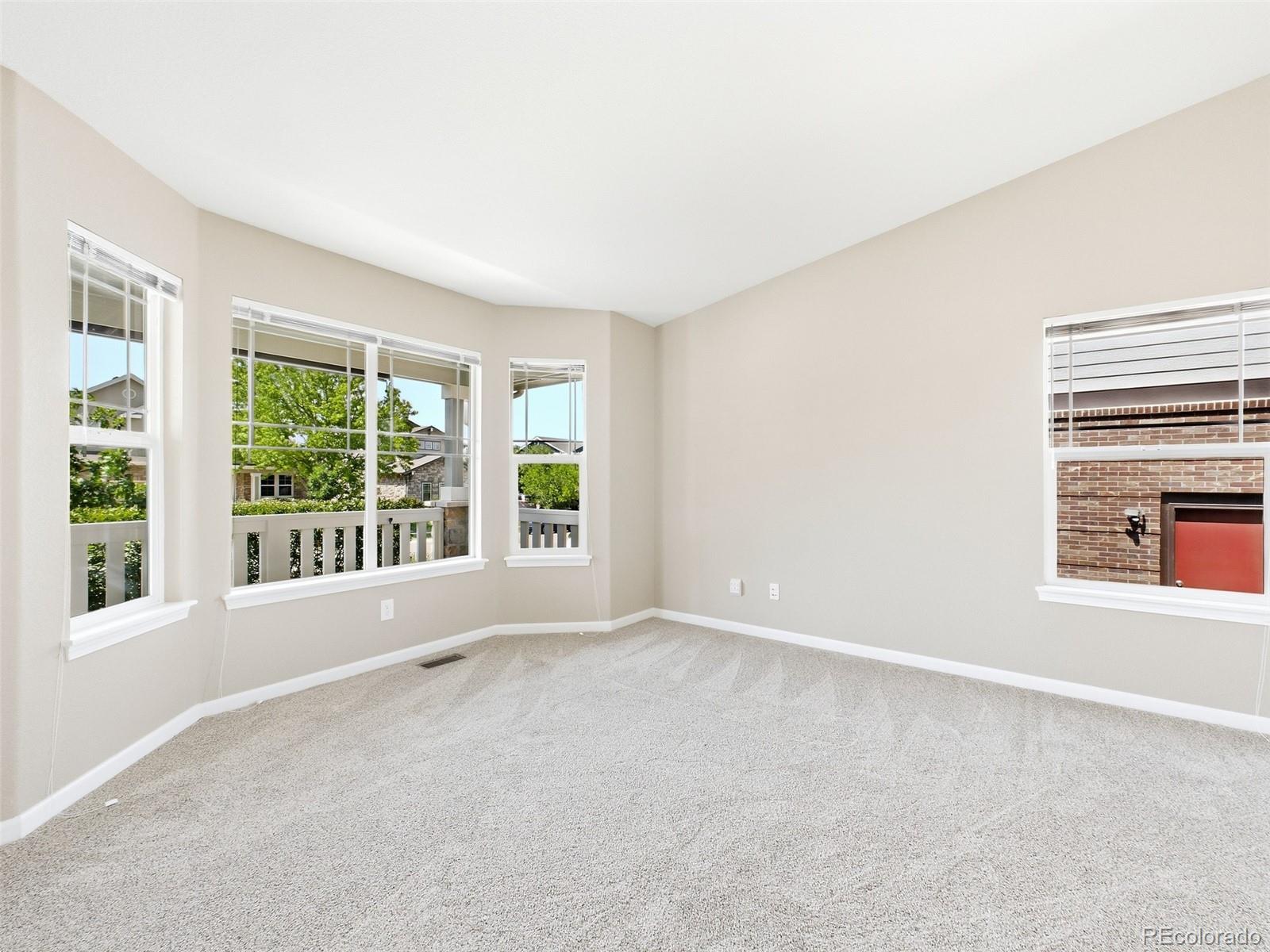 MLS Image #3 for 246 n coolidge way,aurora, Colorado