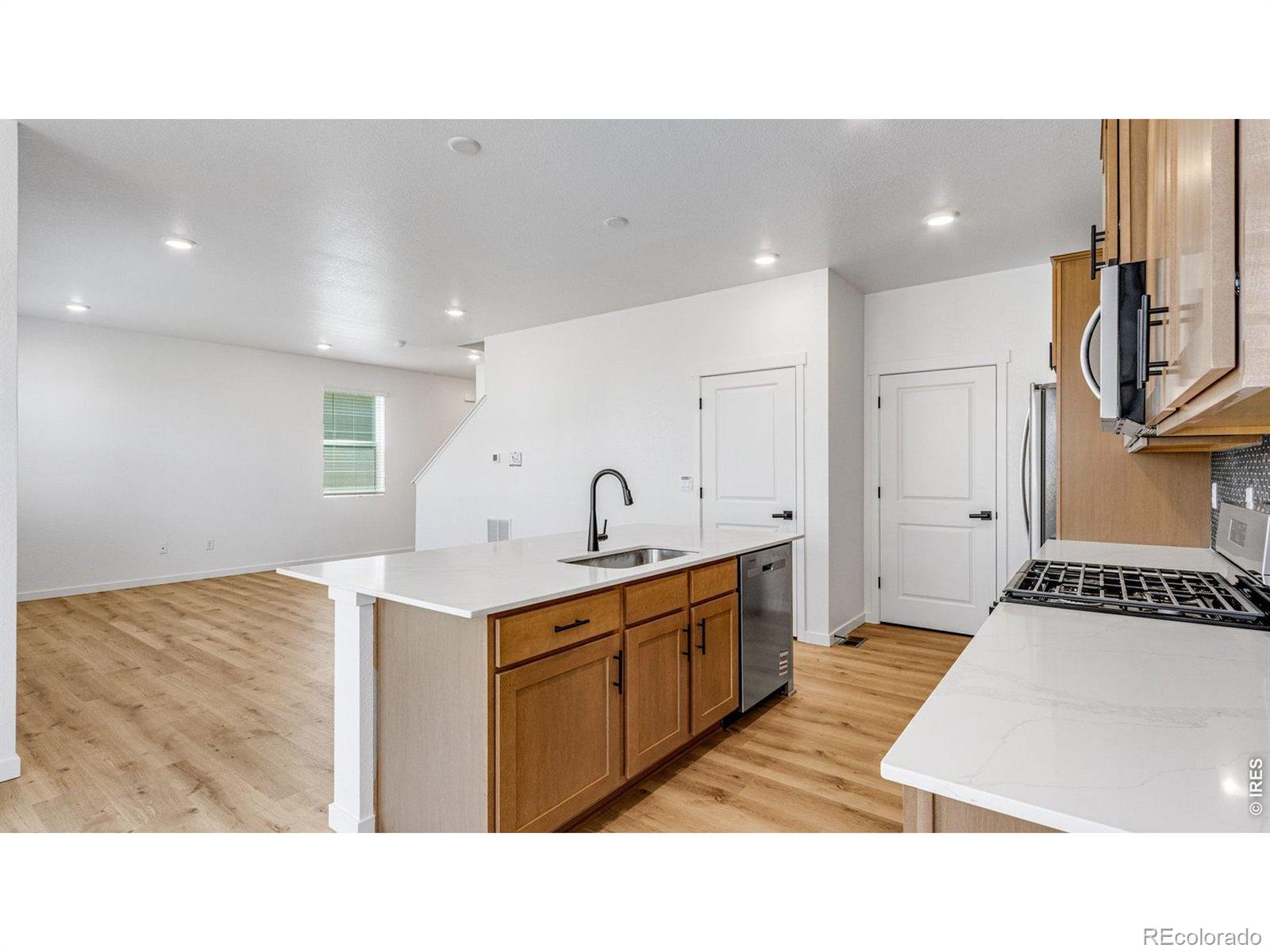 MLS Image #10 for 715  ayrshire road,johnstown, Colorado
