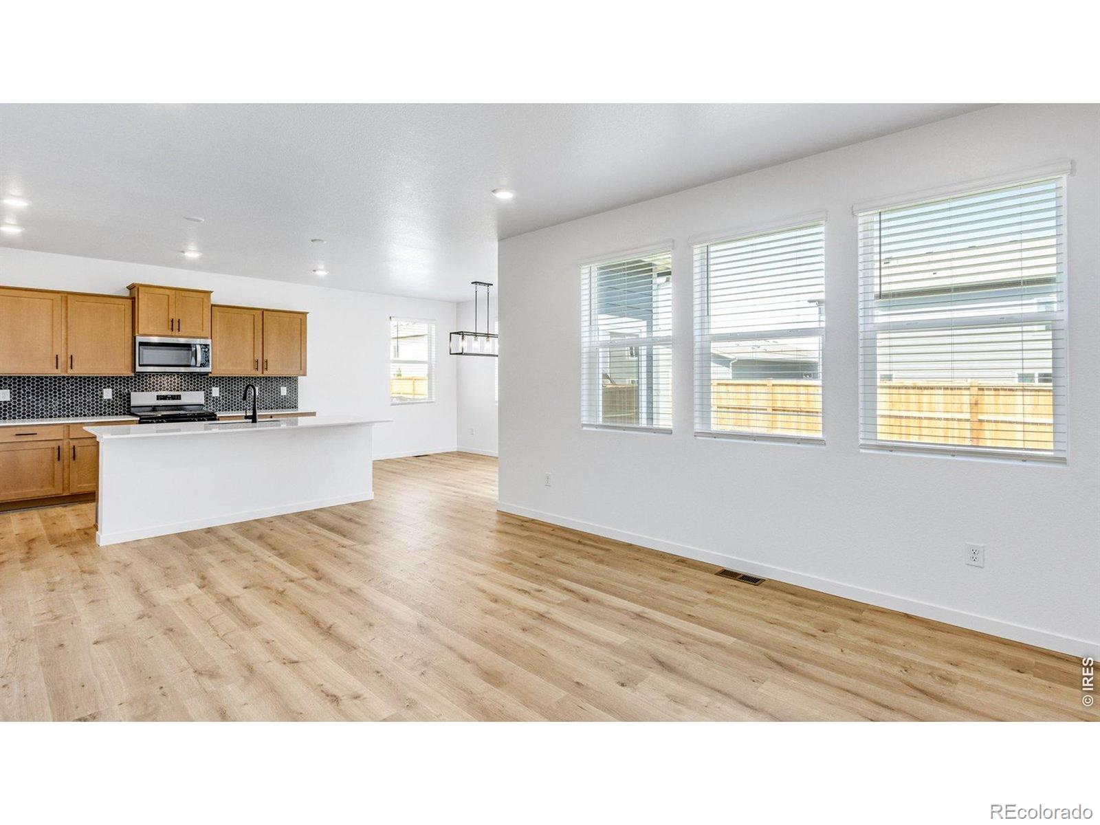 MLS Image #3 for 715  ayrshire road,johnstown, Colorado
