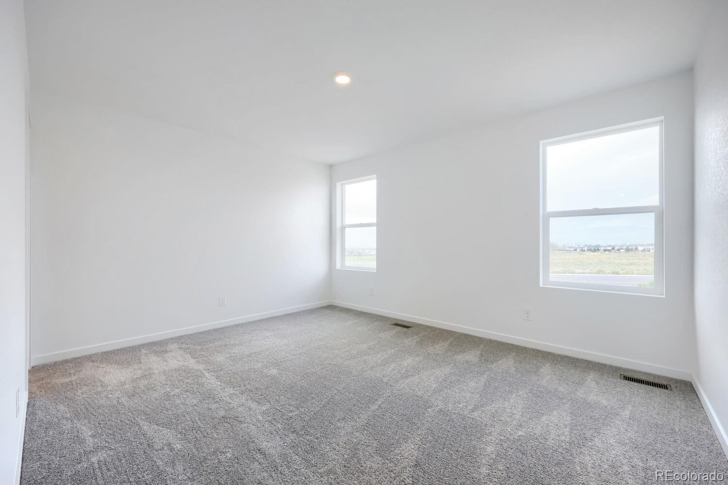MLS Image #7 for 8778  blue feather loop,colorado springs, Colorado