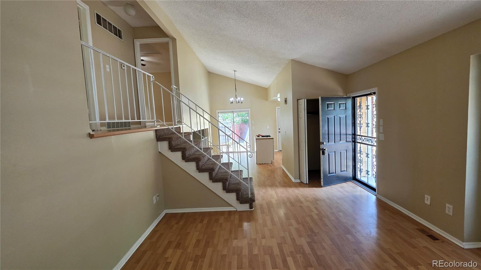 MLS Image #3 for 5456 e 113th place,thornton, Colorado