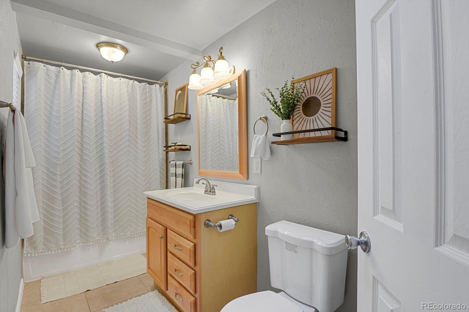MLS Image #15 for 1720 s madison street,denver, Colorado
