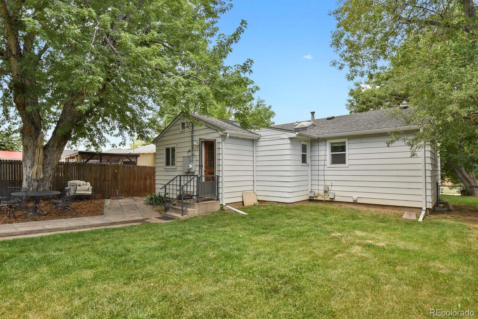 MLS Image #29 for 1720 s madison street,denver, Colorado