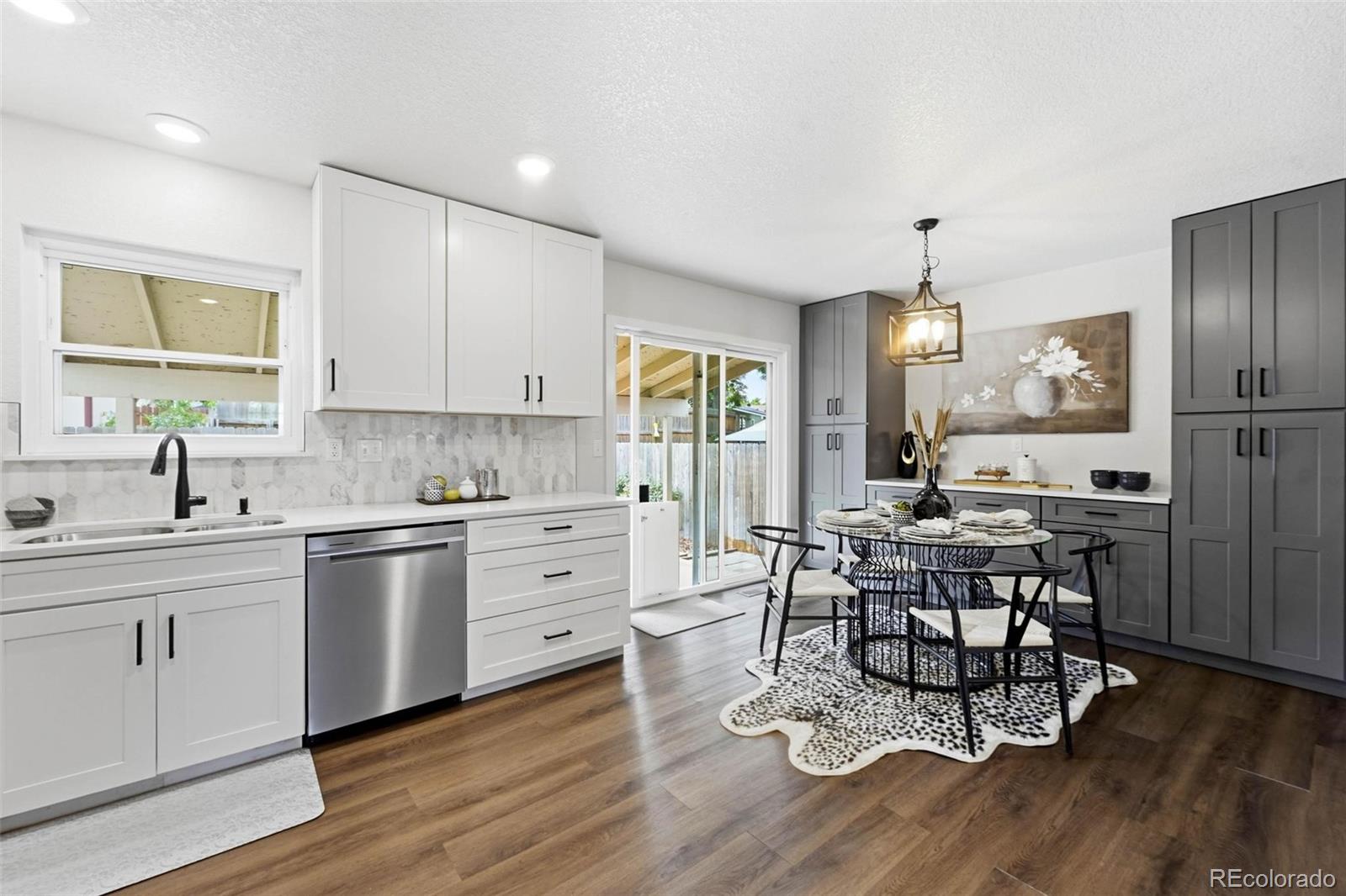 MLS Image #4 for 3604 s olathe street,aurora, Colorado