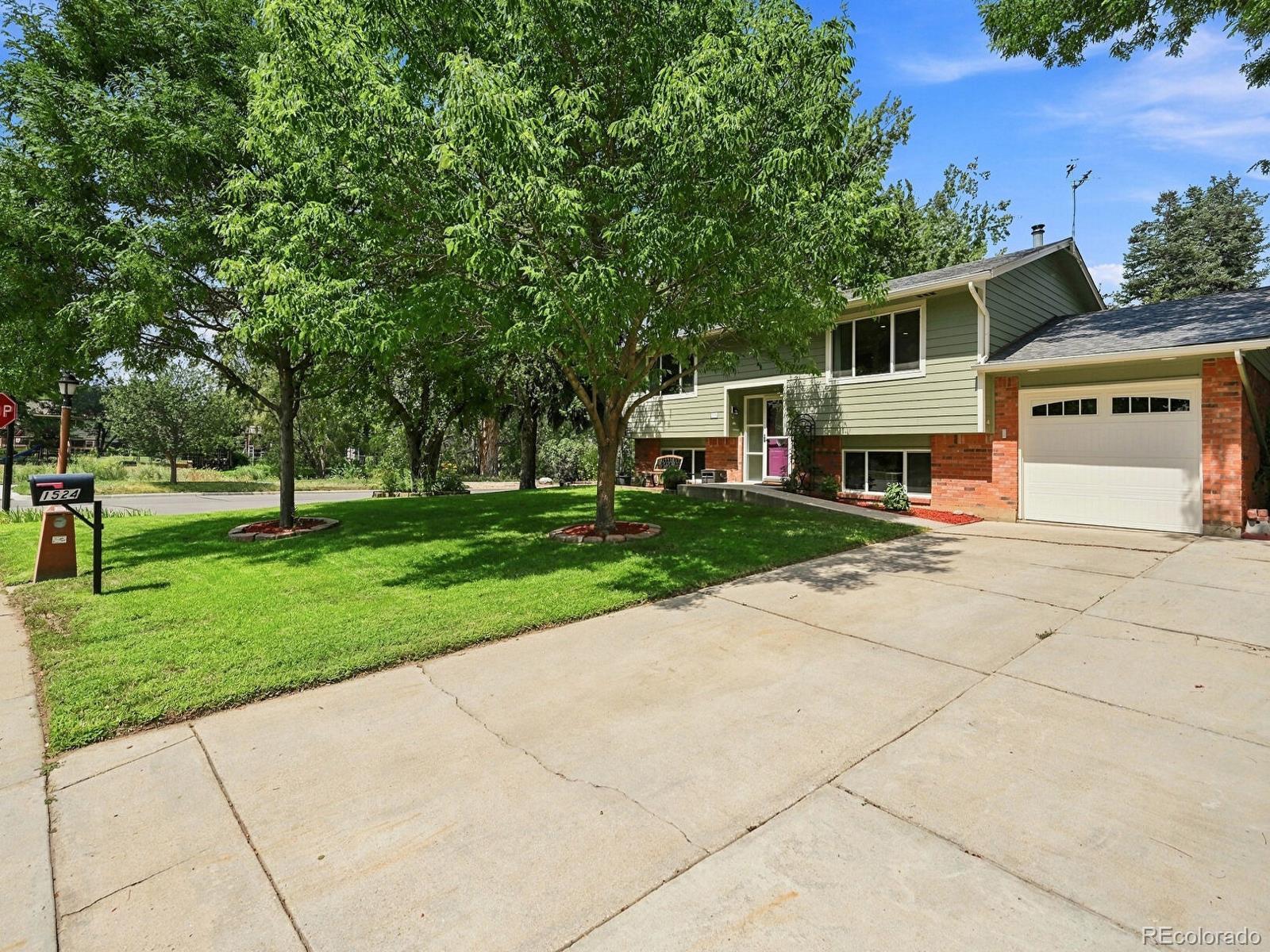 MLS Image #2 for 1524  chapman lane,longmont, Colorado