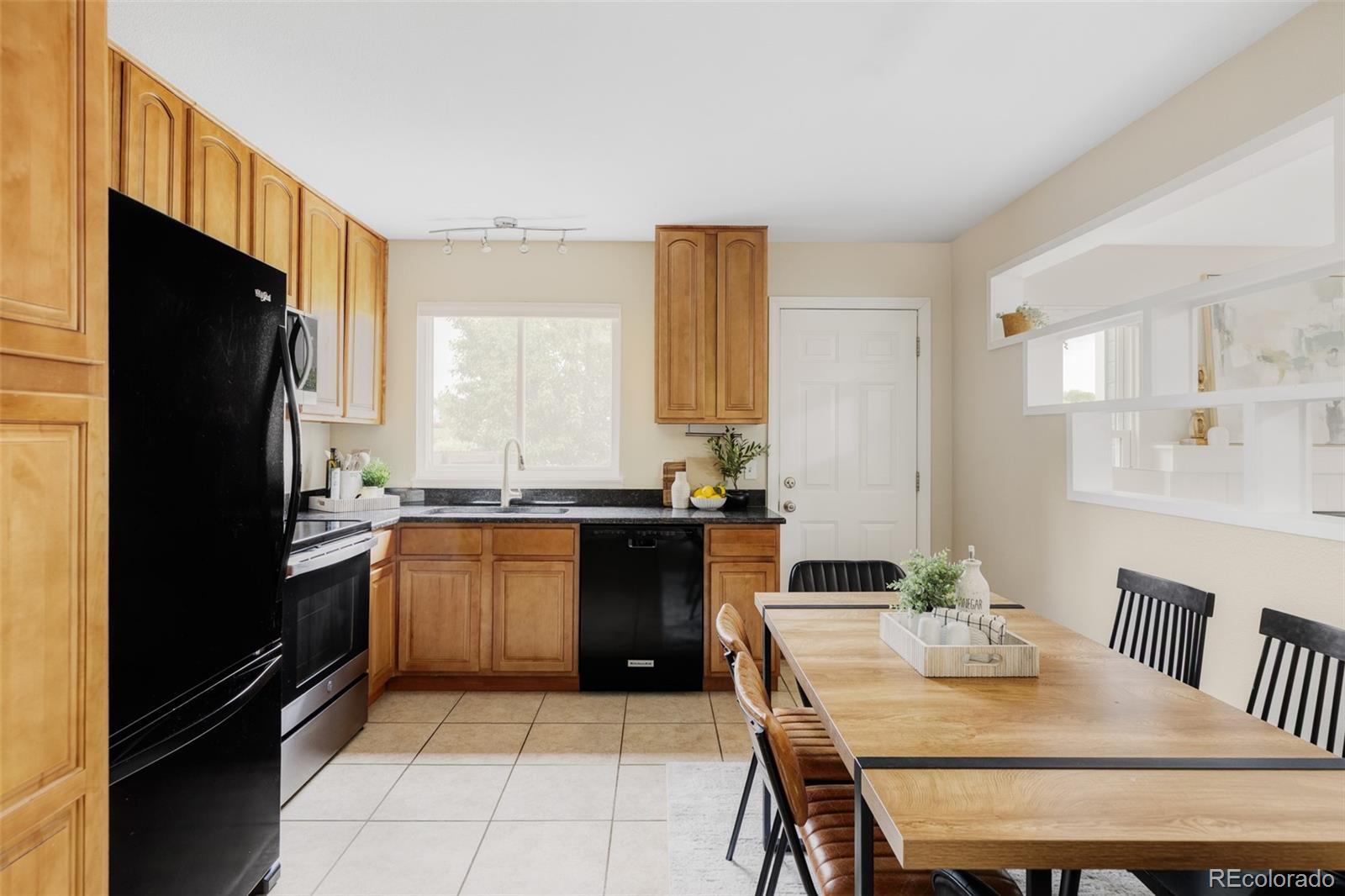 MLS Image #5 for 9504  pendleton drive,highlands ranch, Colorado