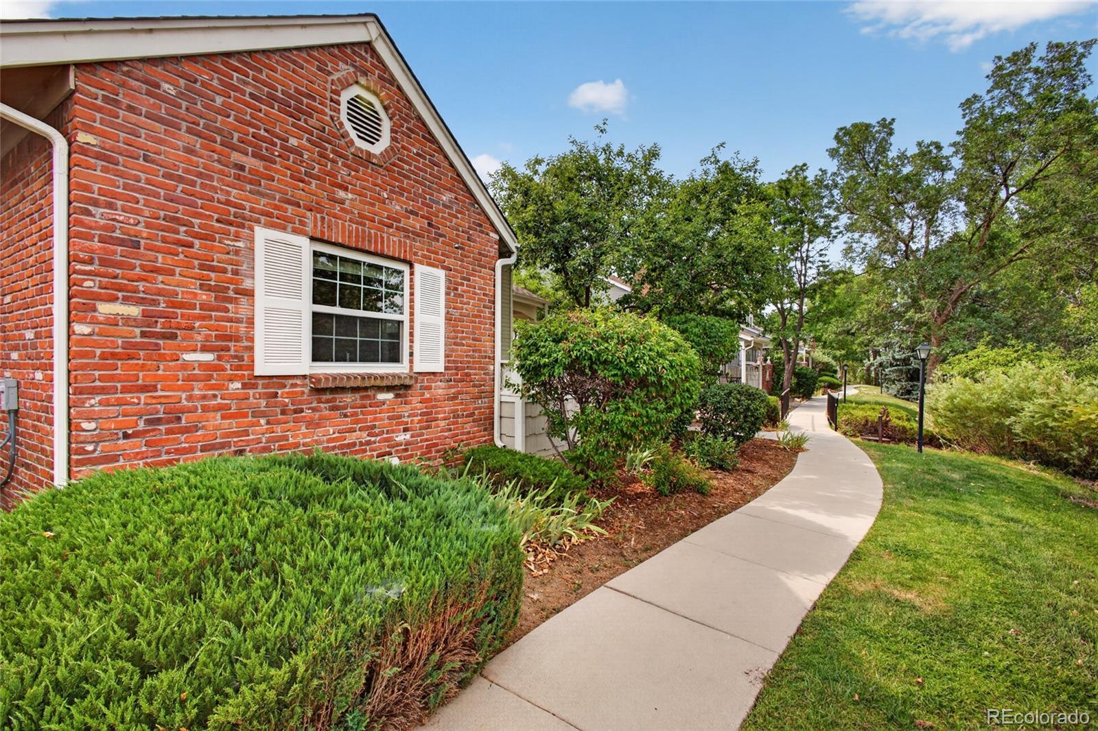 MLS Image #37 for 2906 w long circle,littleton, Colorado