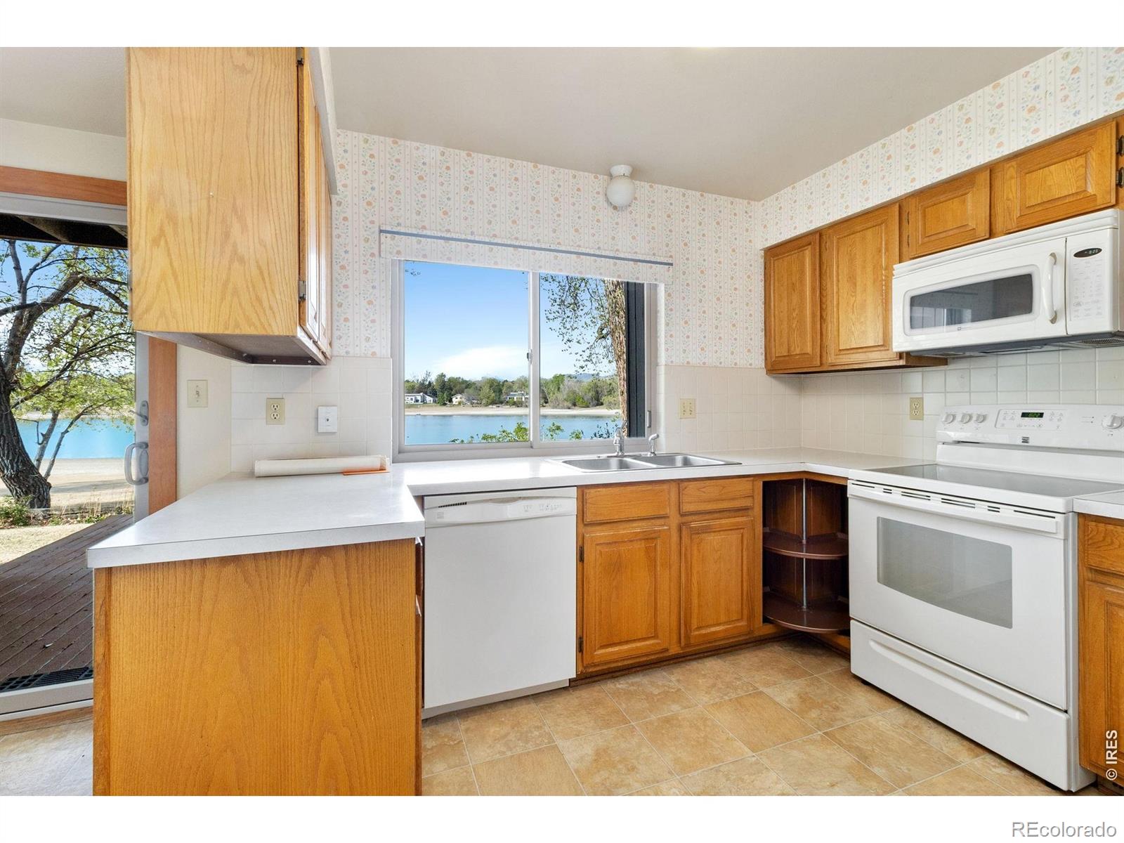 MLS Image #9 for 707  sandpiper point,fort collins, Colorado
