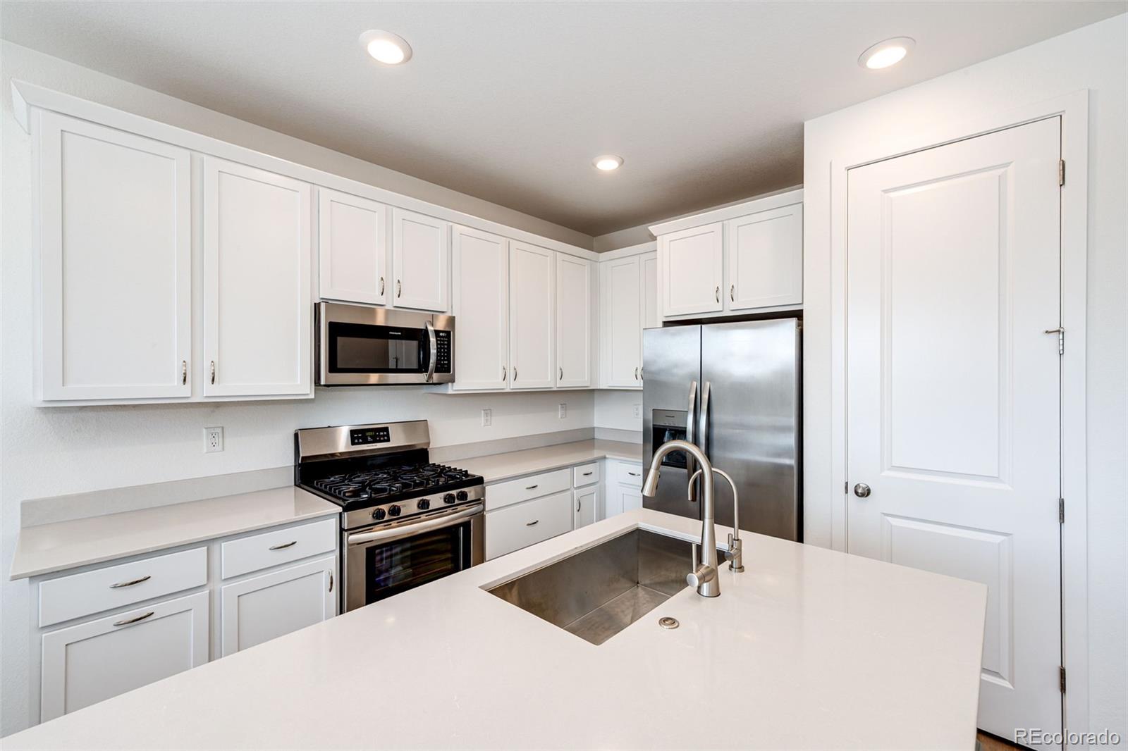 MLS Image #8 for 15912  wabash court,thornton, Colorado