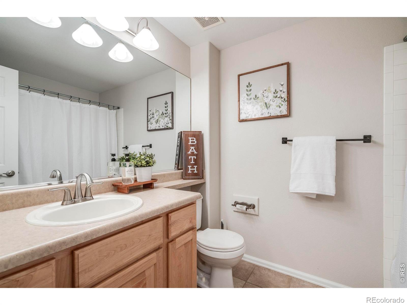 MLS Image #32 for 224  yellowfield way,erie, Colorado