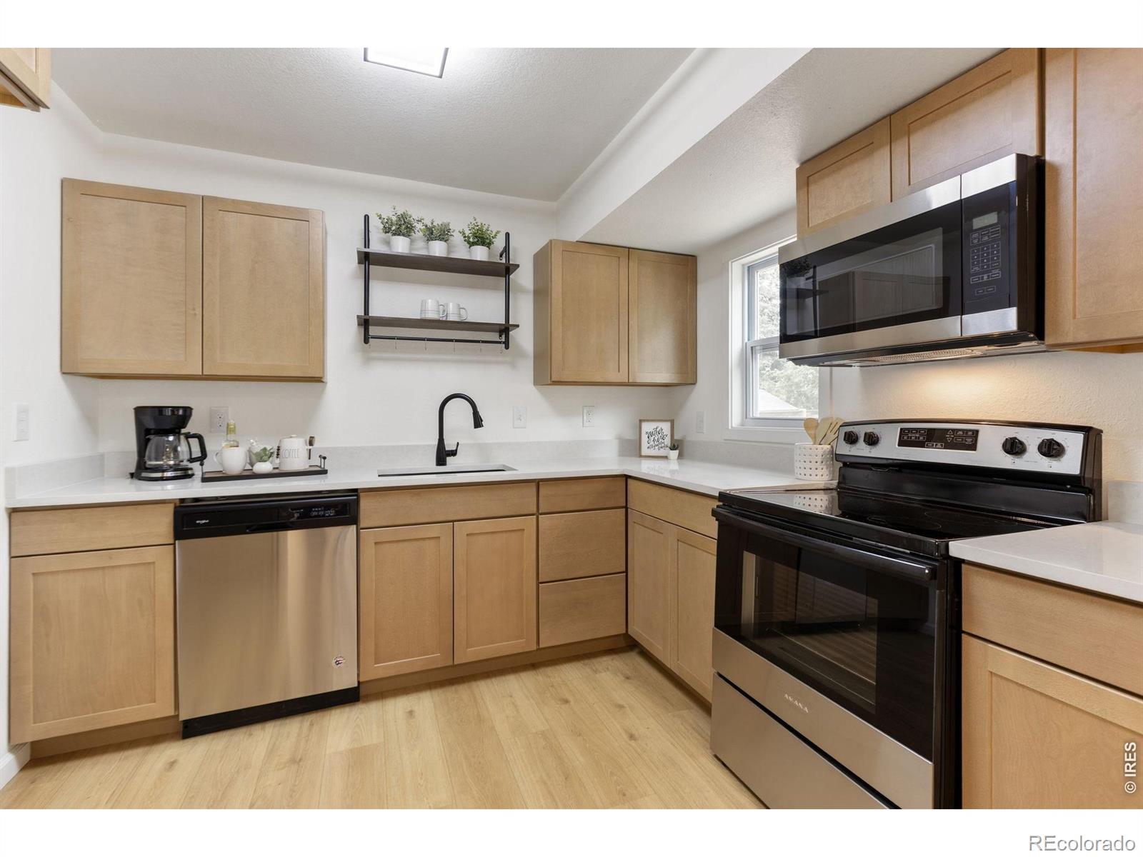 MLS Image #4 for 1933  29th avenue,greeley, Colorado