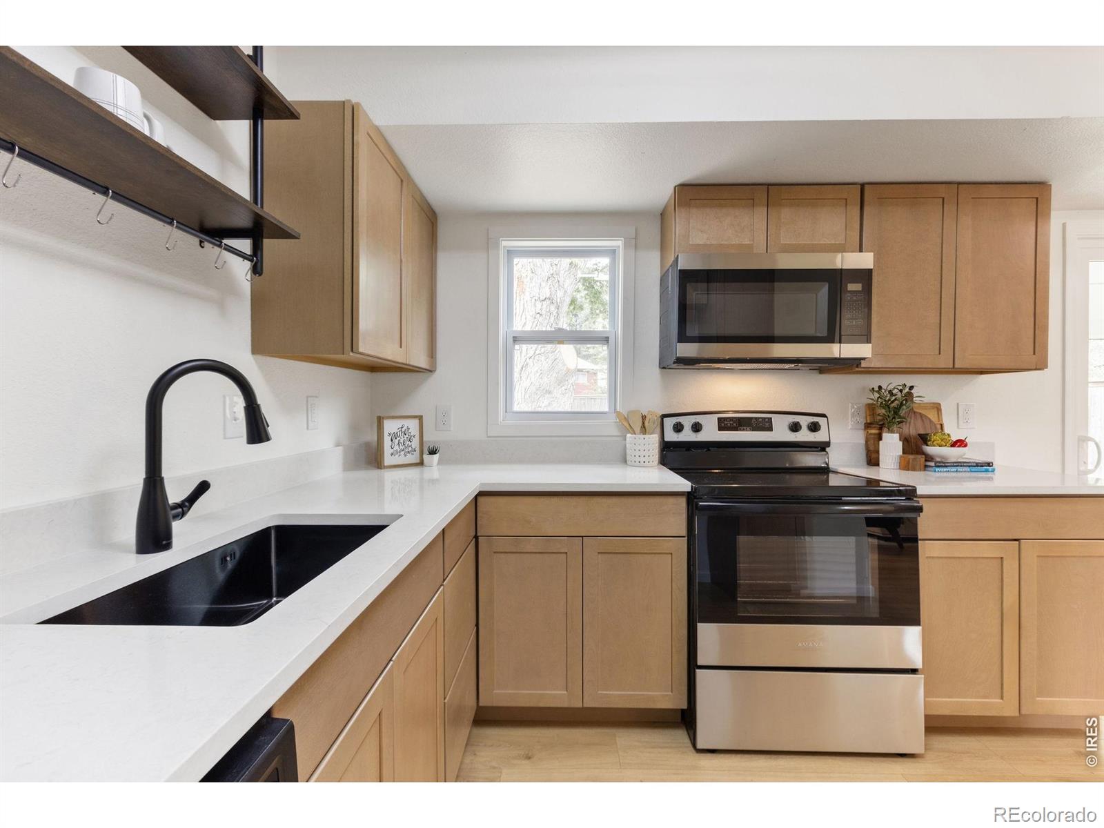 MLS Image #5 for 1933  29th avenue,greeley, Colorado