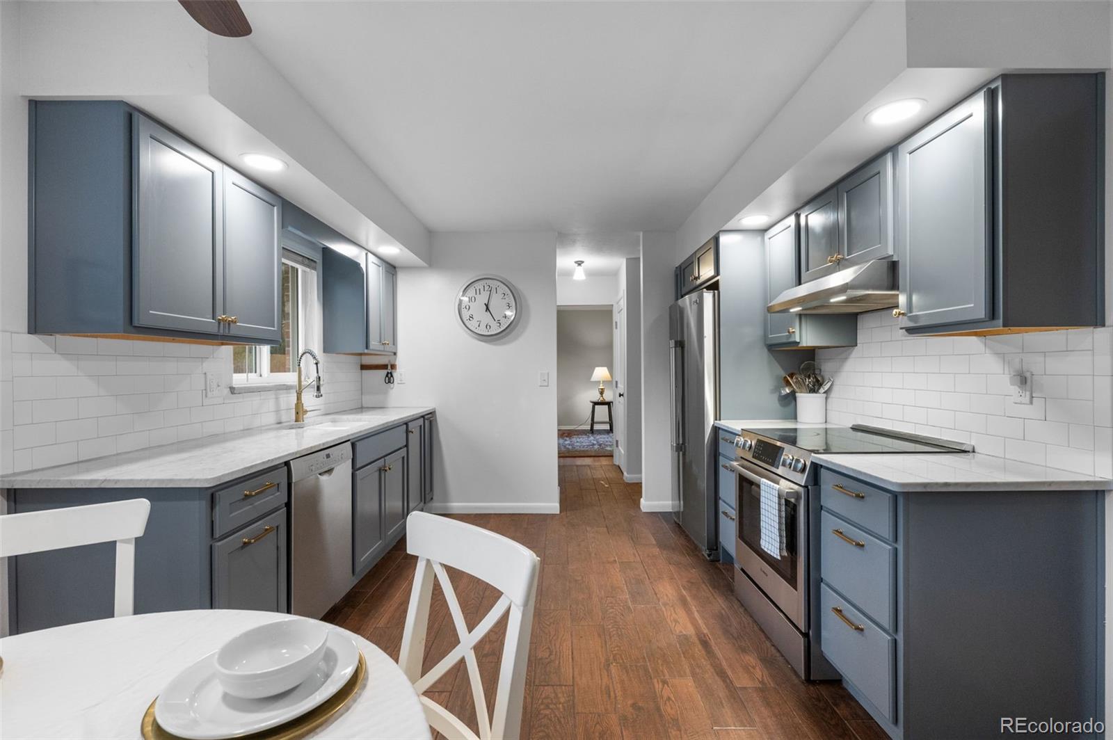 MLS Image #14 for 7658 s cedar circle,littleton, Colorado
