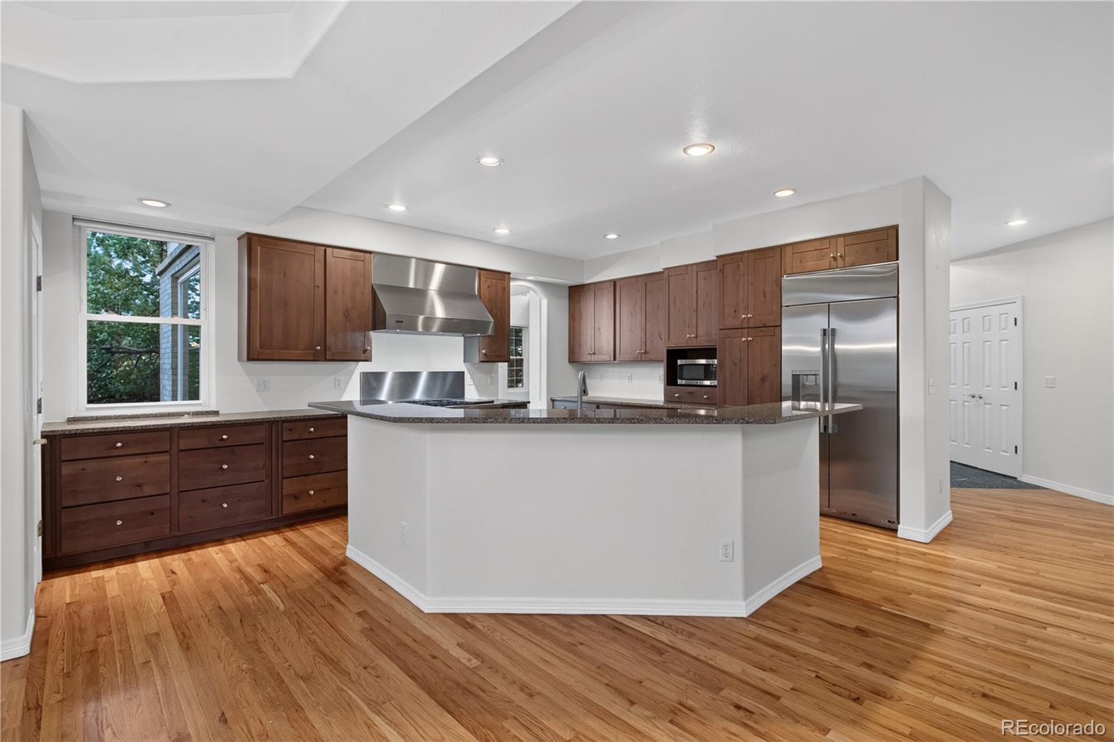 MLS Image #9 for 6357 s jamaica court,greenwood village, Colorado